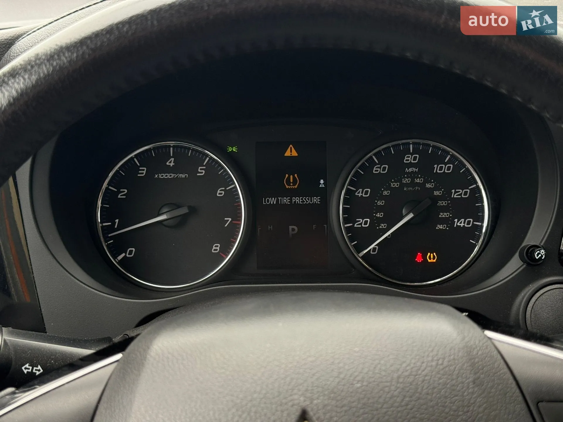 2016 Mitsubishi Outlander - мініатюра 27