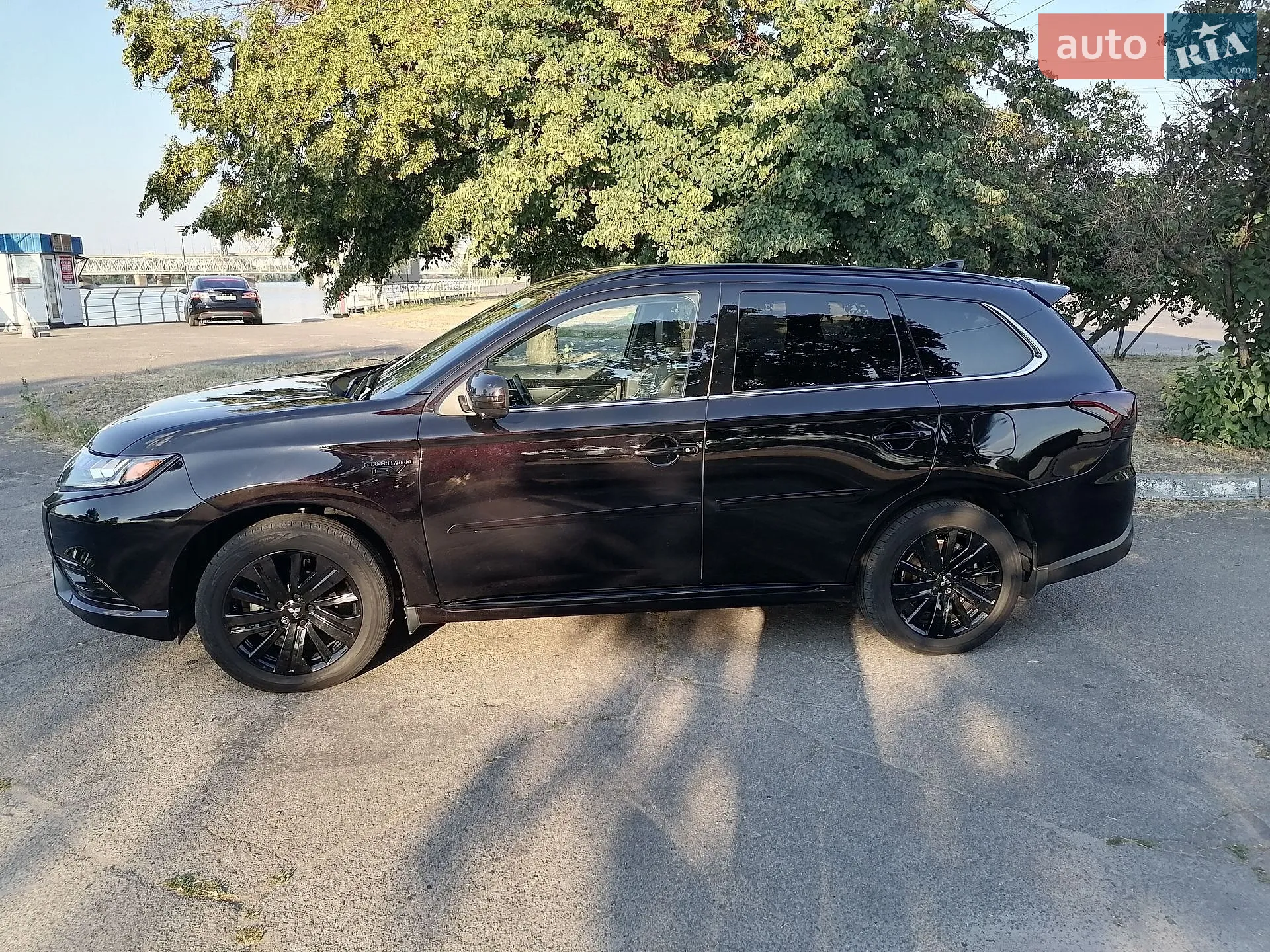 2021 Mitsubishi Outlander - мініатюра 3