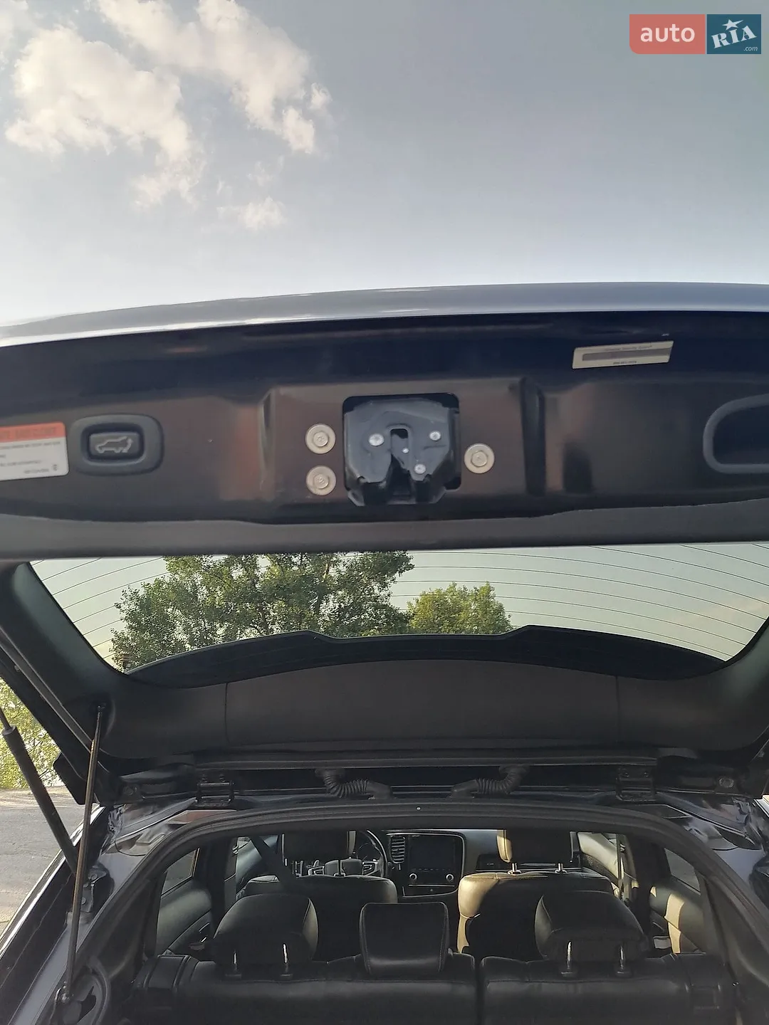 2021 Mitsubishi Outlander - мініатюра 25