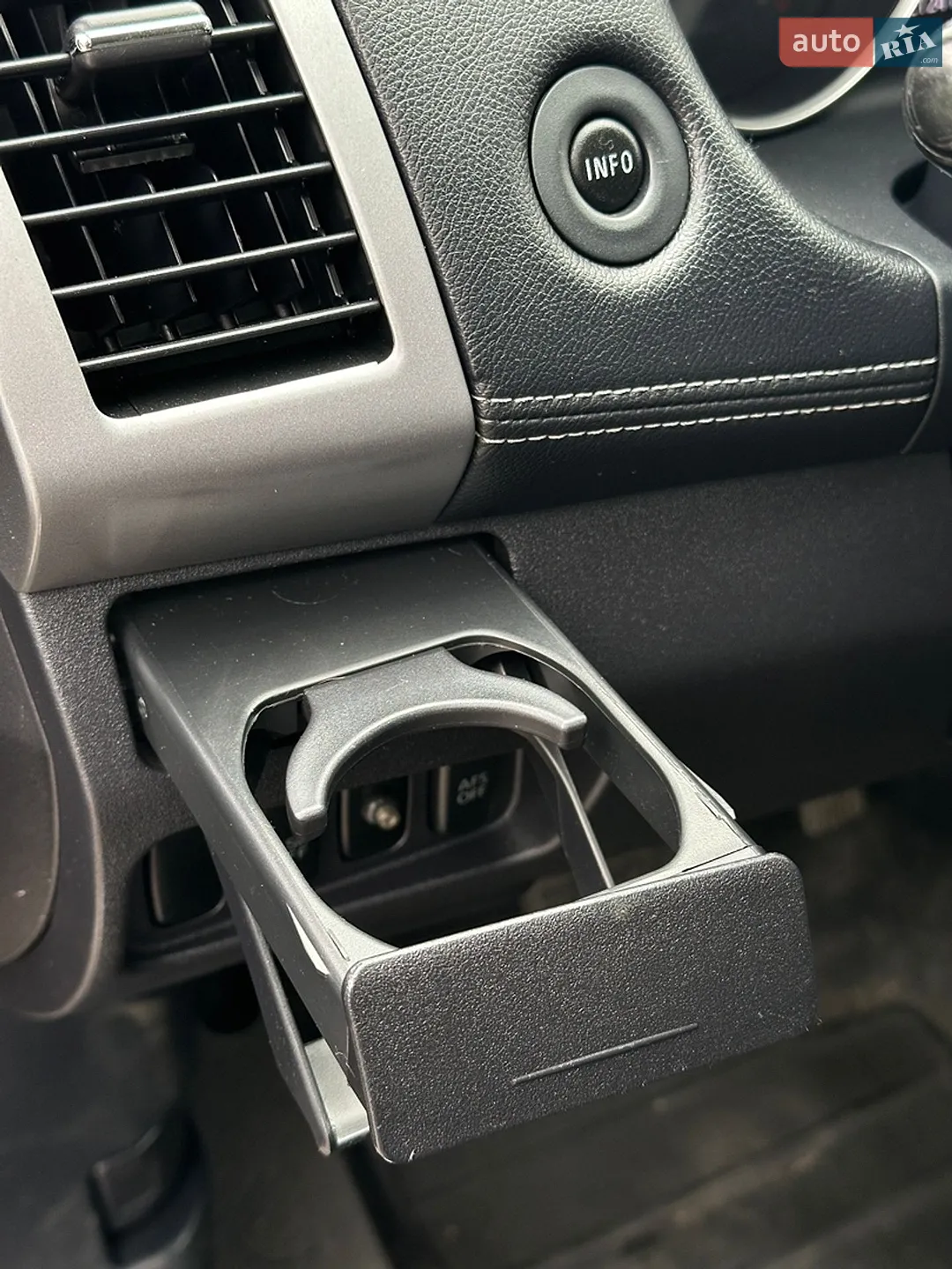 2011 Mitsubishi Outlander - мініатюра 22