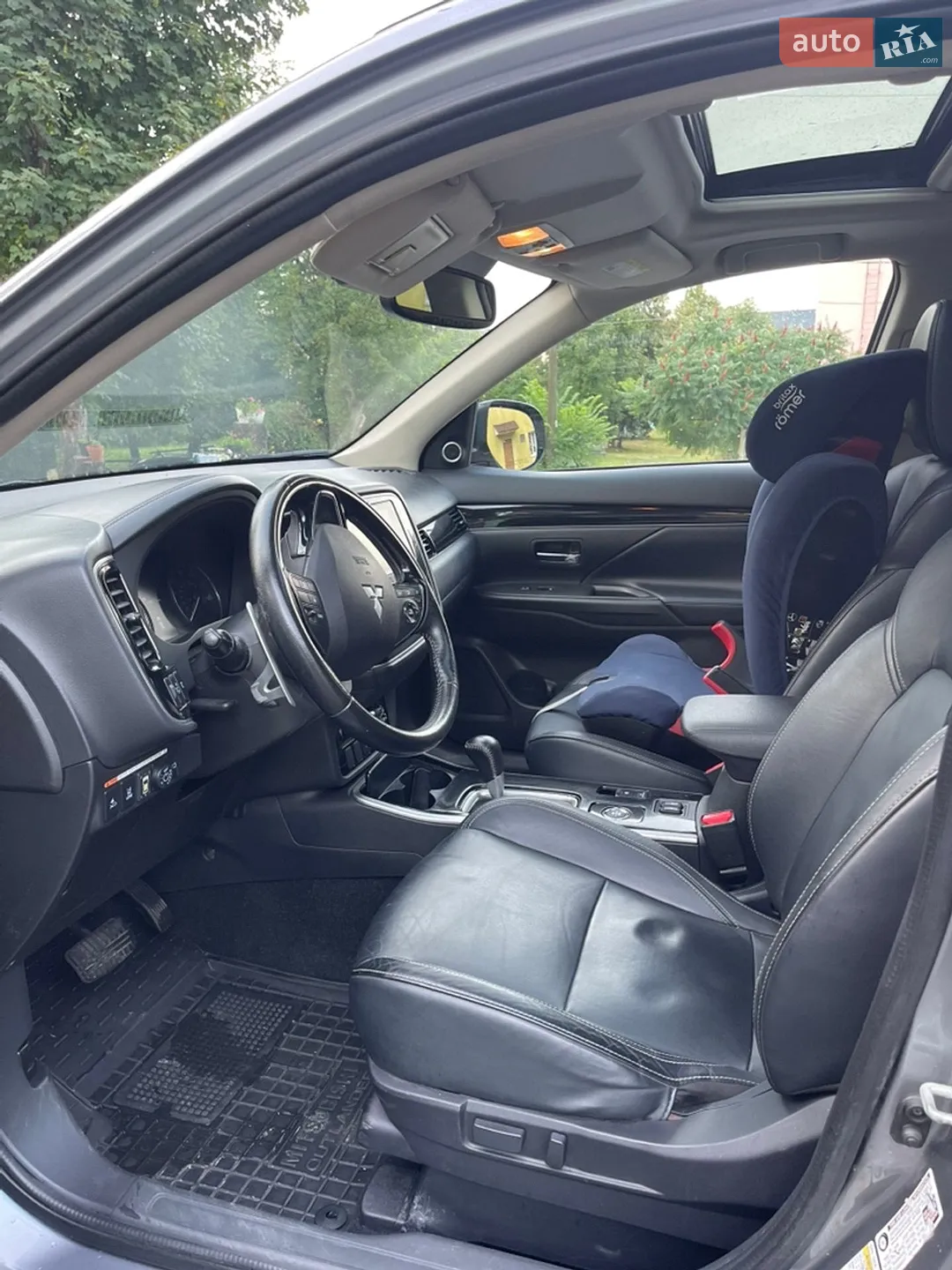 2018 Mitsubishi Outlander - мініатюра 12