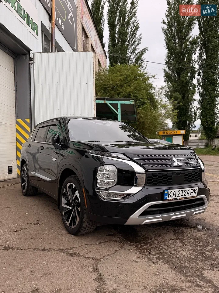 2023 Mitsubishi Outlander - мініатюра 38