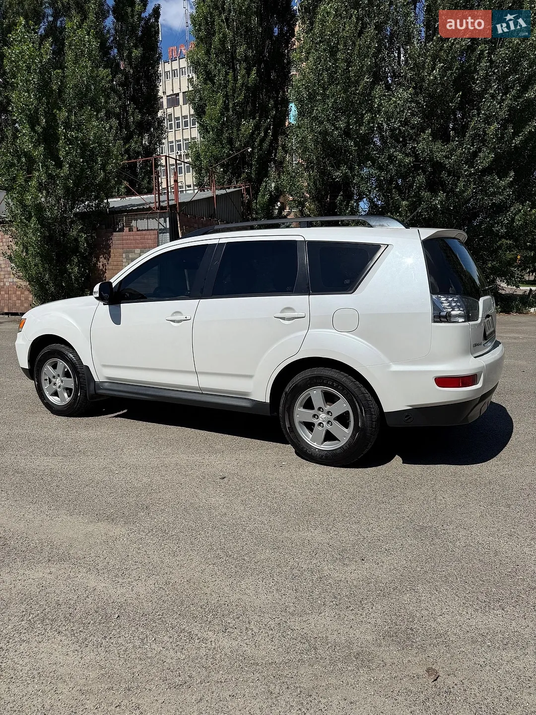 2011 Mitsubishi Outlander - мініатюра 11