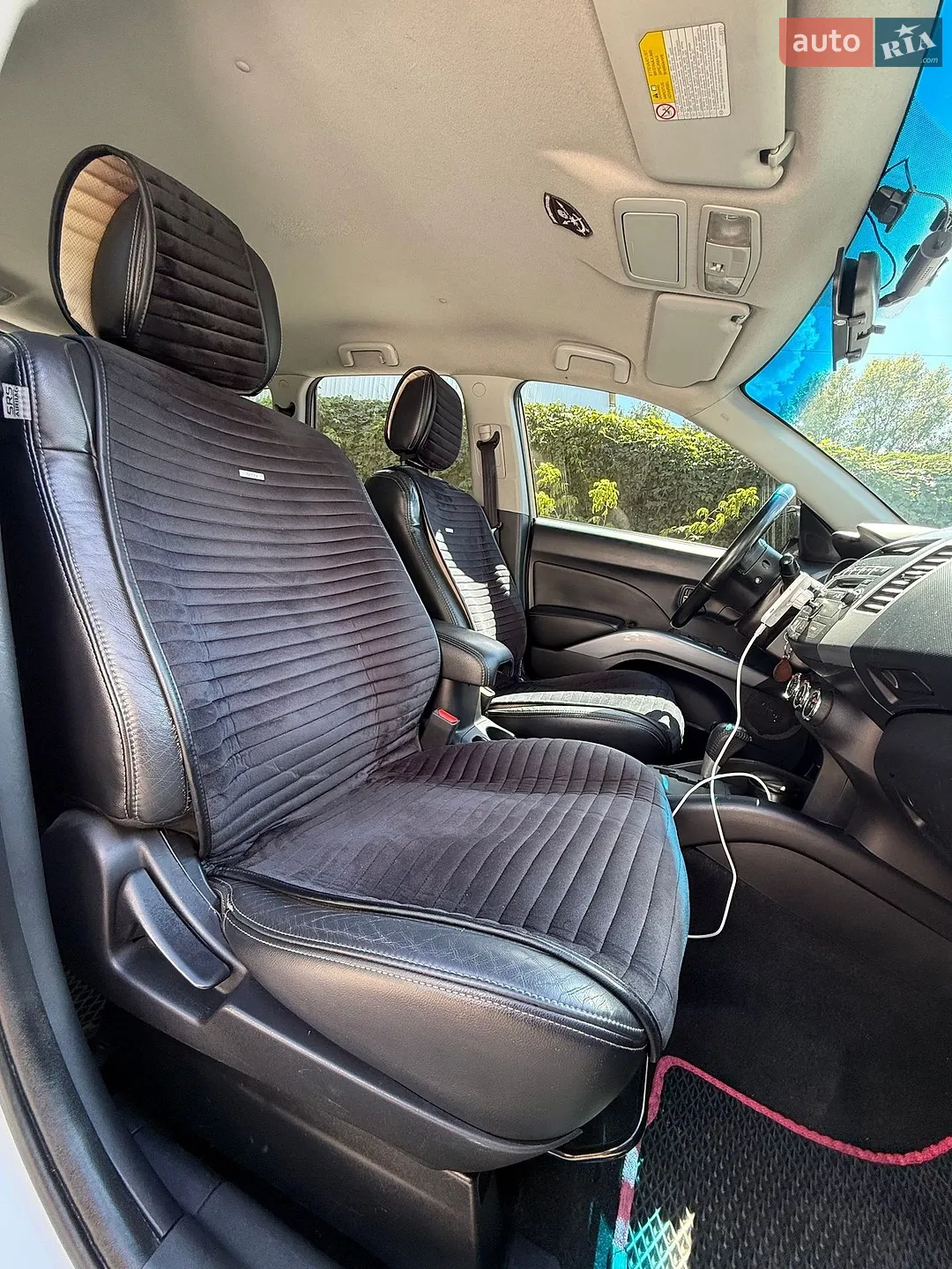 2011 Mitsubishi Outlander - мініатюра 17