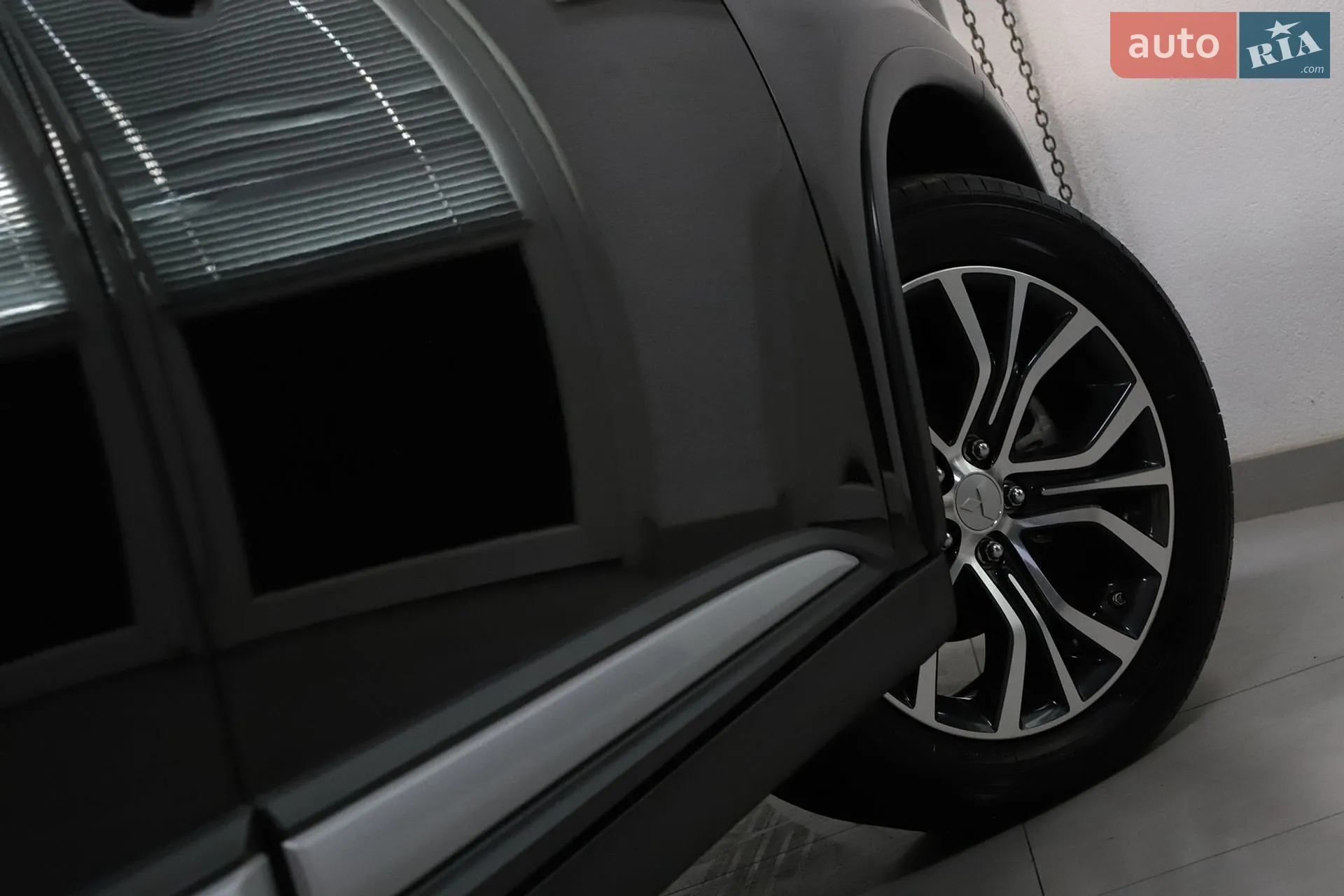 2016 Mitsubishi Outlander - мініатюра 32