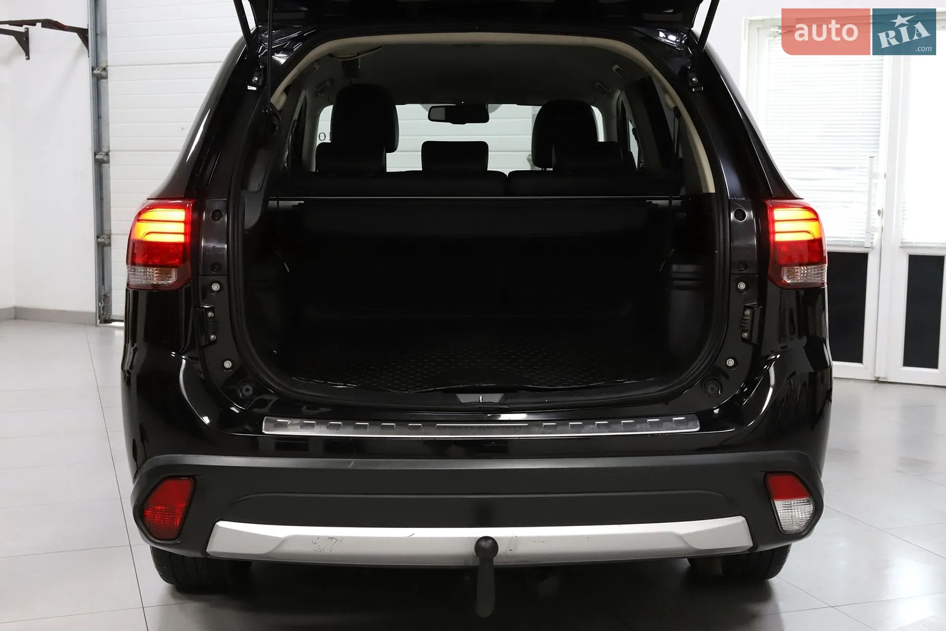 2016 Mitsubishi Outlander - мініатюра 38