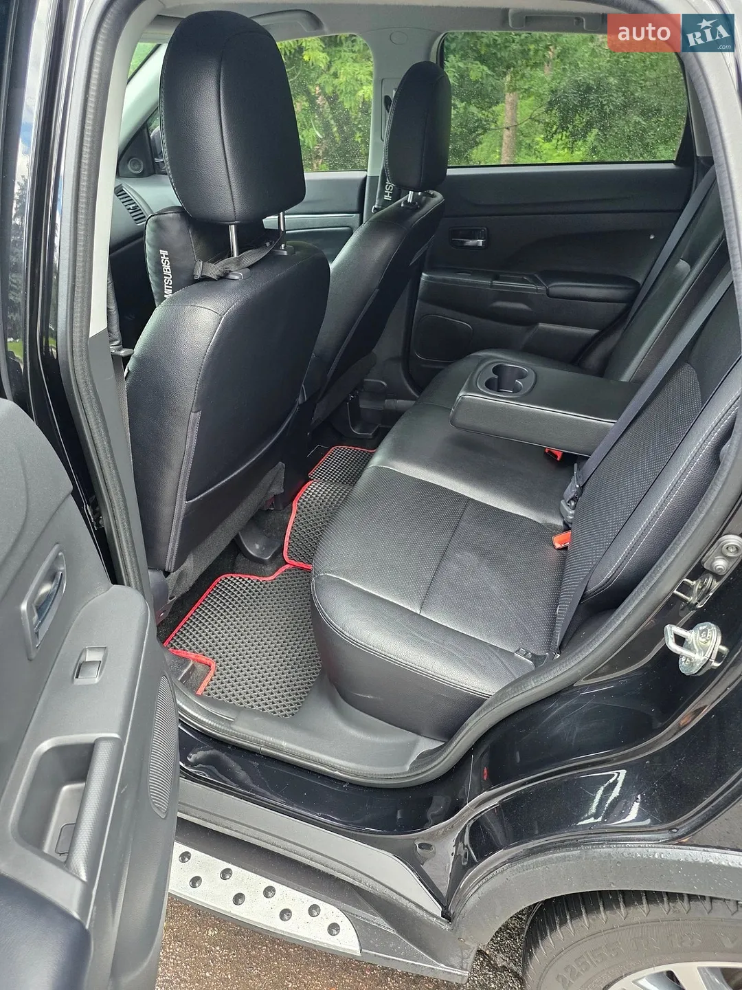 2017 Mitsubishi Outlander - мініатюра 12