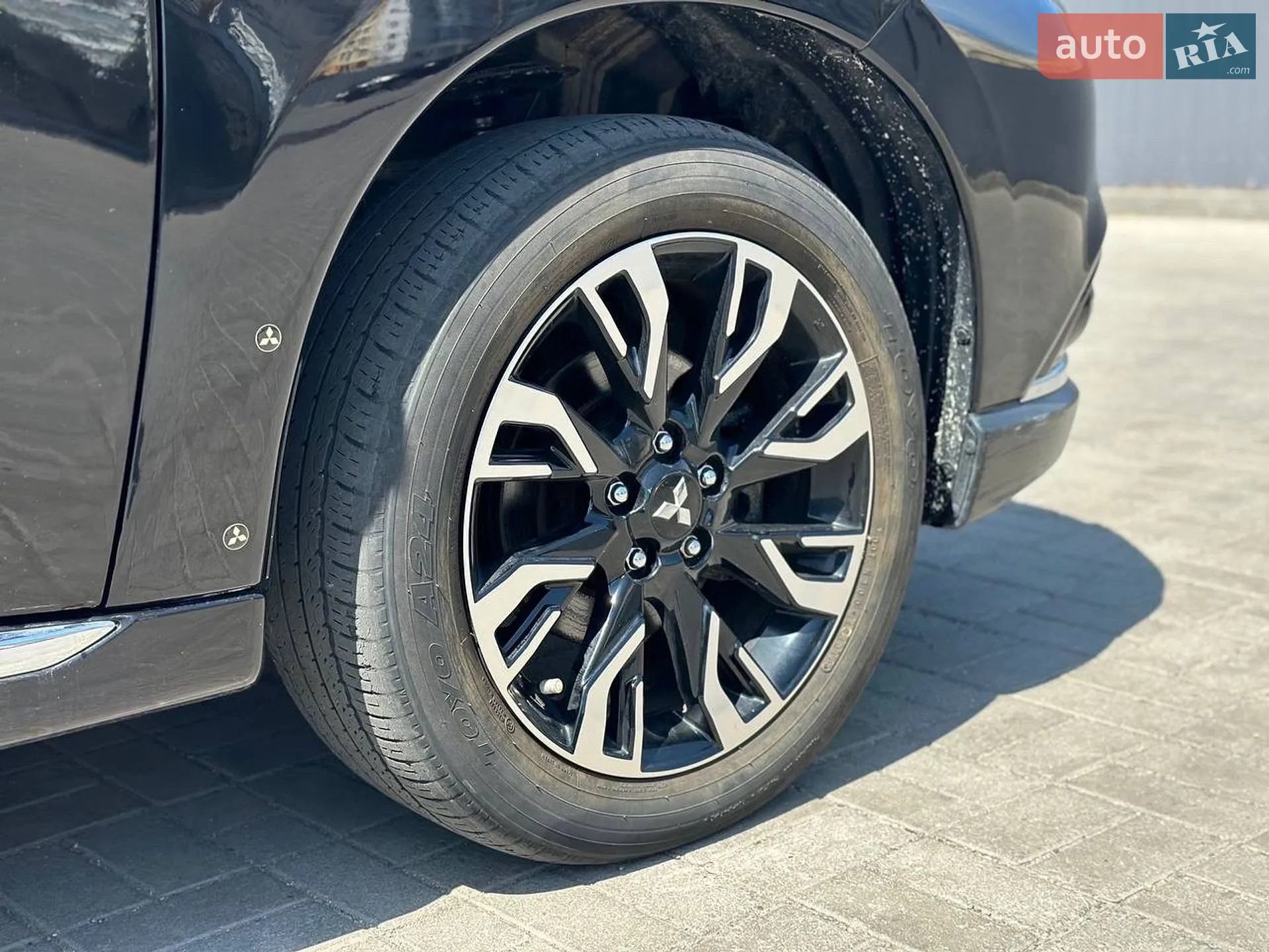 2018 Mitsubishi Outlander - мініатюра 12