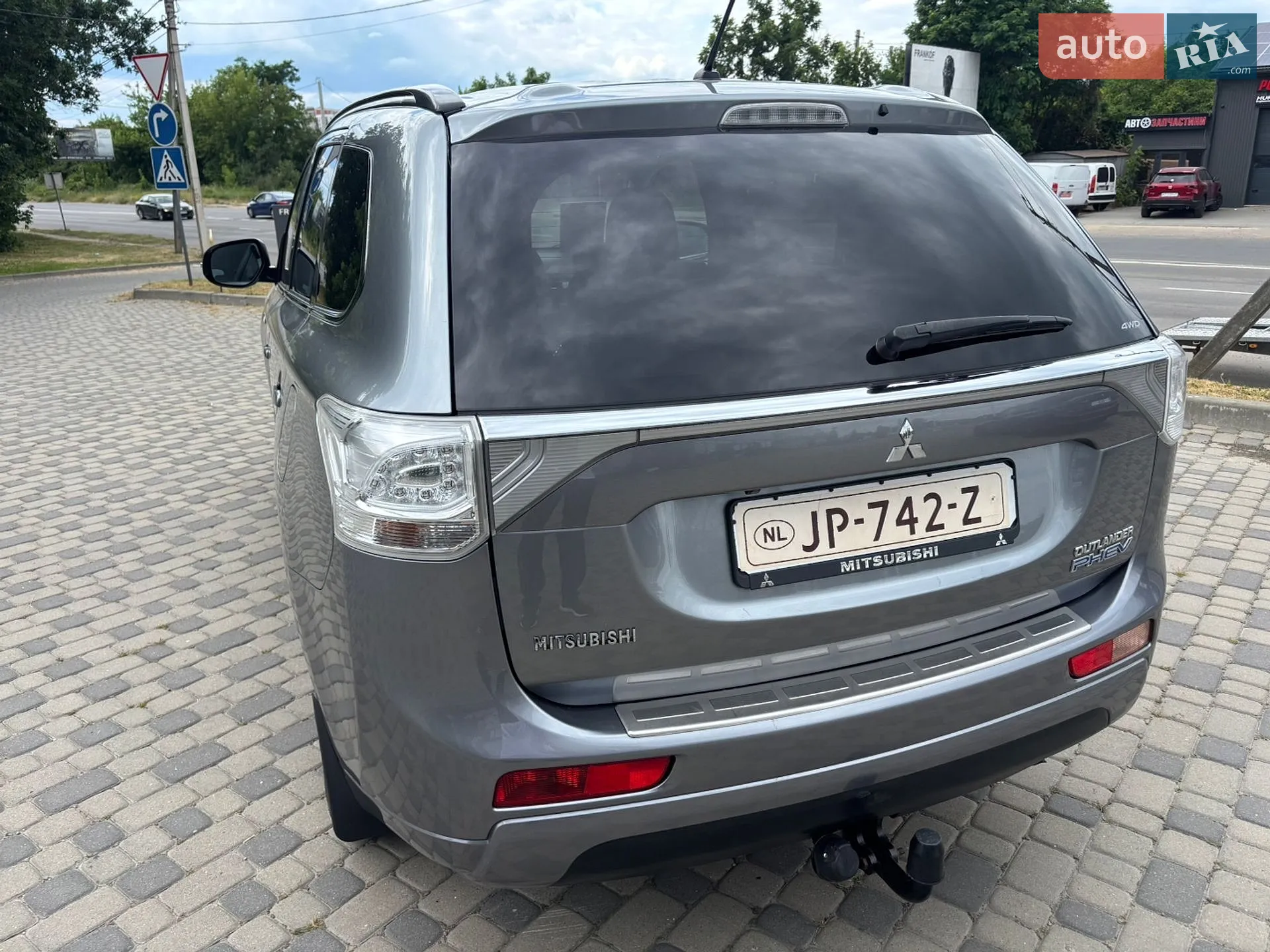 2013 Mitsubishi Outlander - мініатюра 13