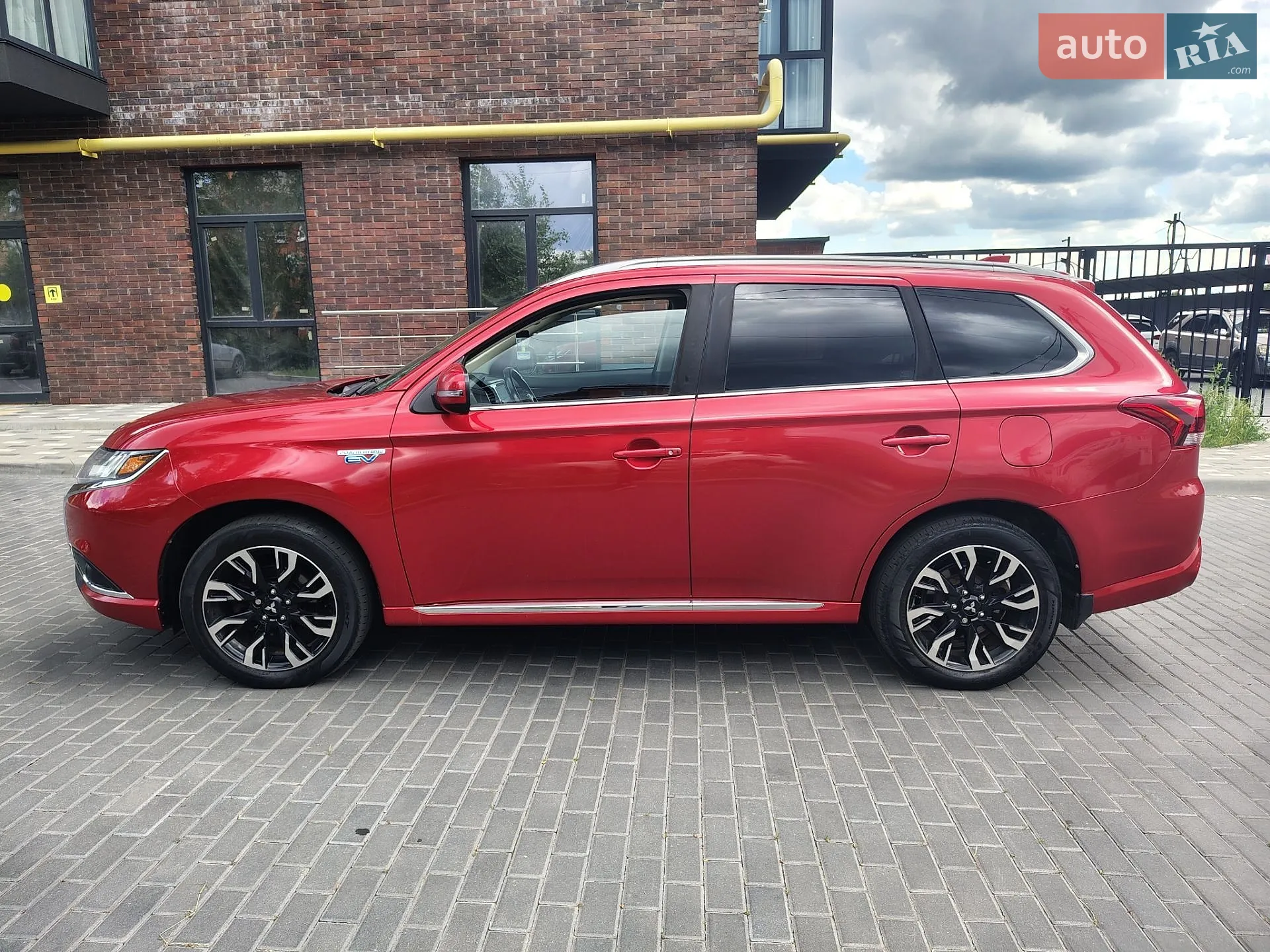 2018 Mitsubishi Outlander - мініатюра 8