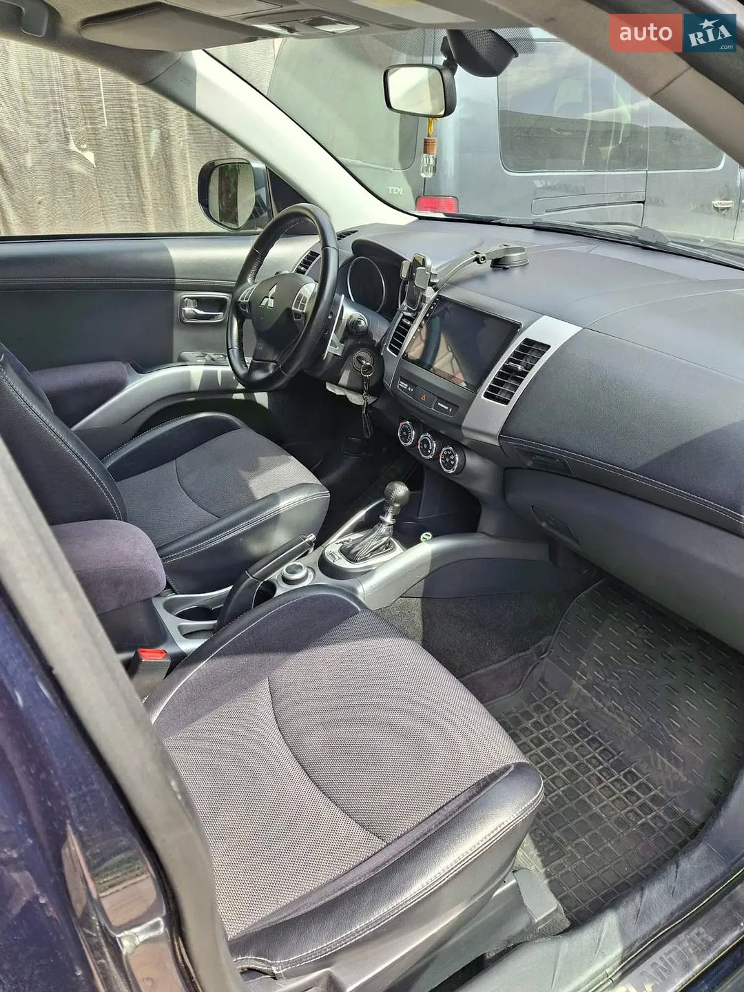 2010 Mitsubishi Outlander - мініатюра 10