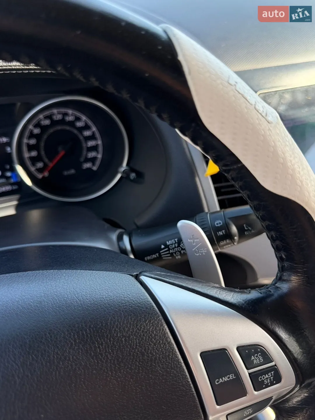 2011 Mitsubishi Outlander - мініатюра 71