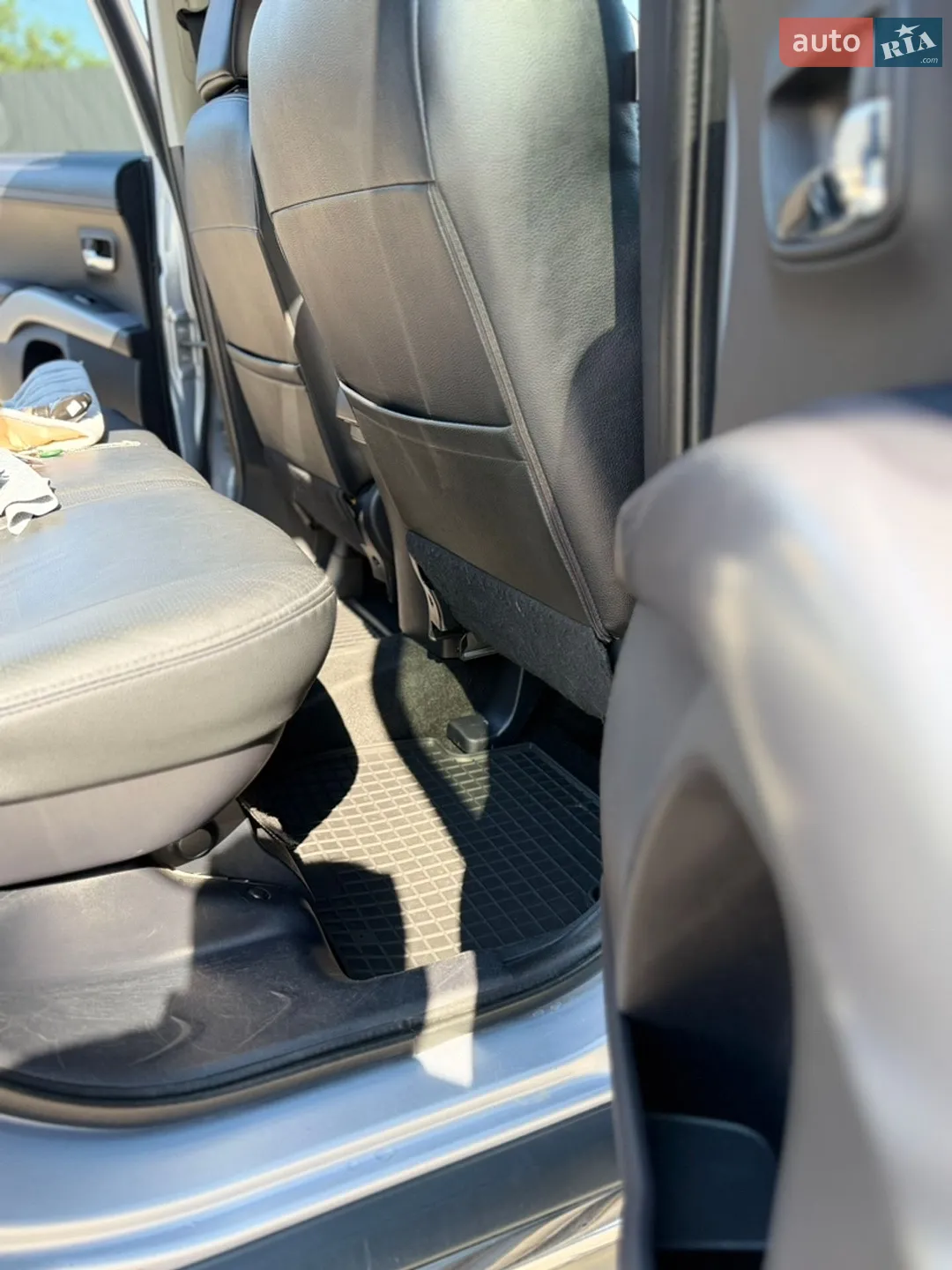 2011 Mitsubishi Outlander - мініатюра 92