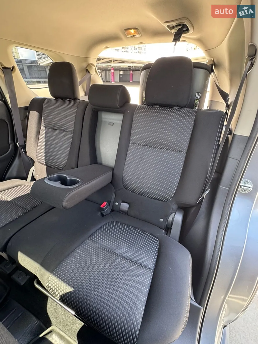 2016 Mitsubishi Outlander - мініатюра 15