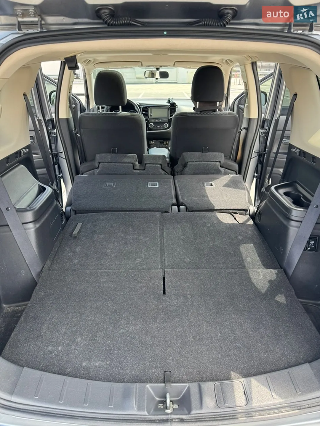 2016 Mitsubishi Outlander - мініатюра 25