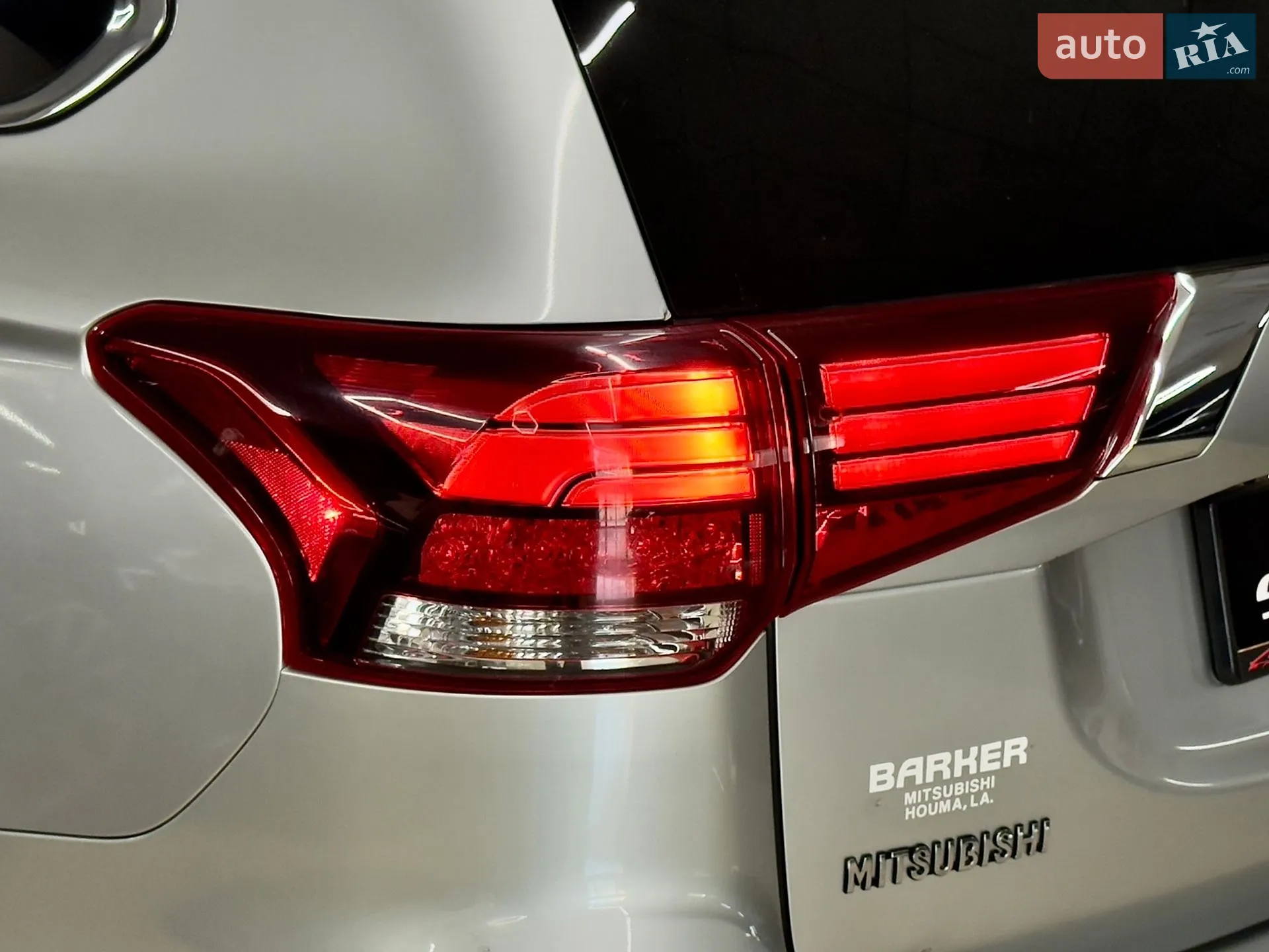 2018 Mitsubishi Outlander - мініатюра 18