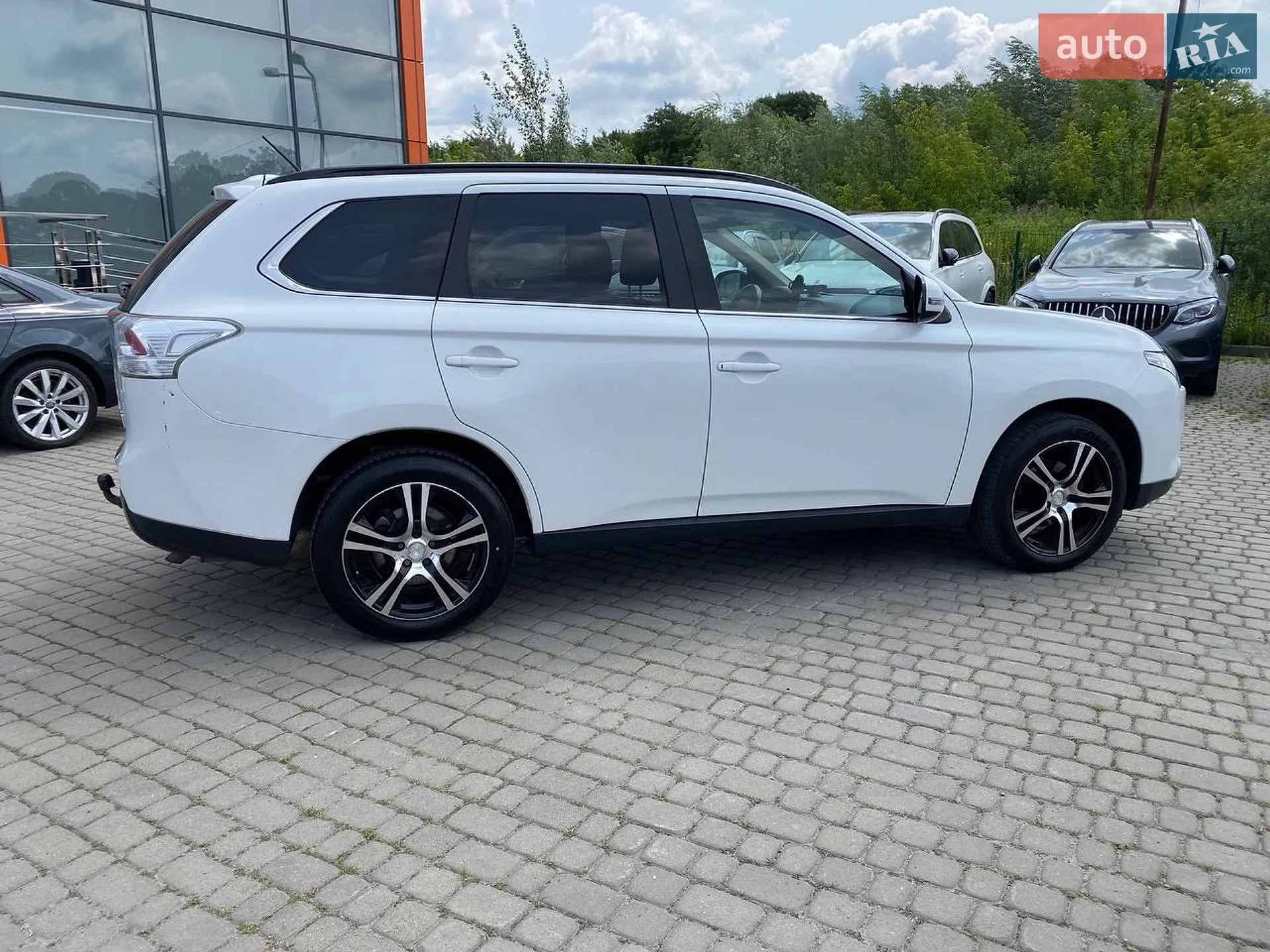 2012 Mitsubishi Outlander - мініатюра 8