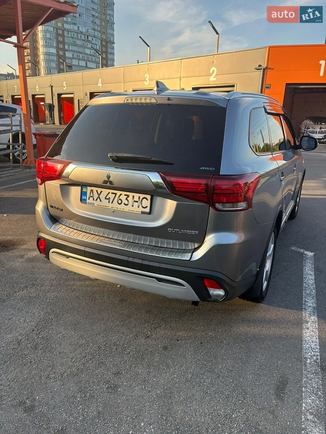 2018 Mitsubishi Outlander - мініатюра 2