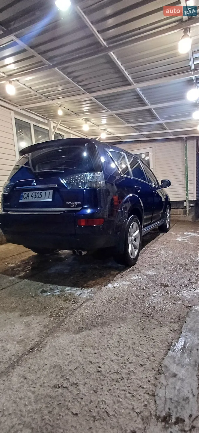 2011 Mitsubishi Outlander - мініатюра 4