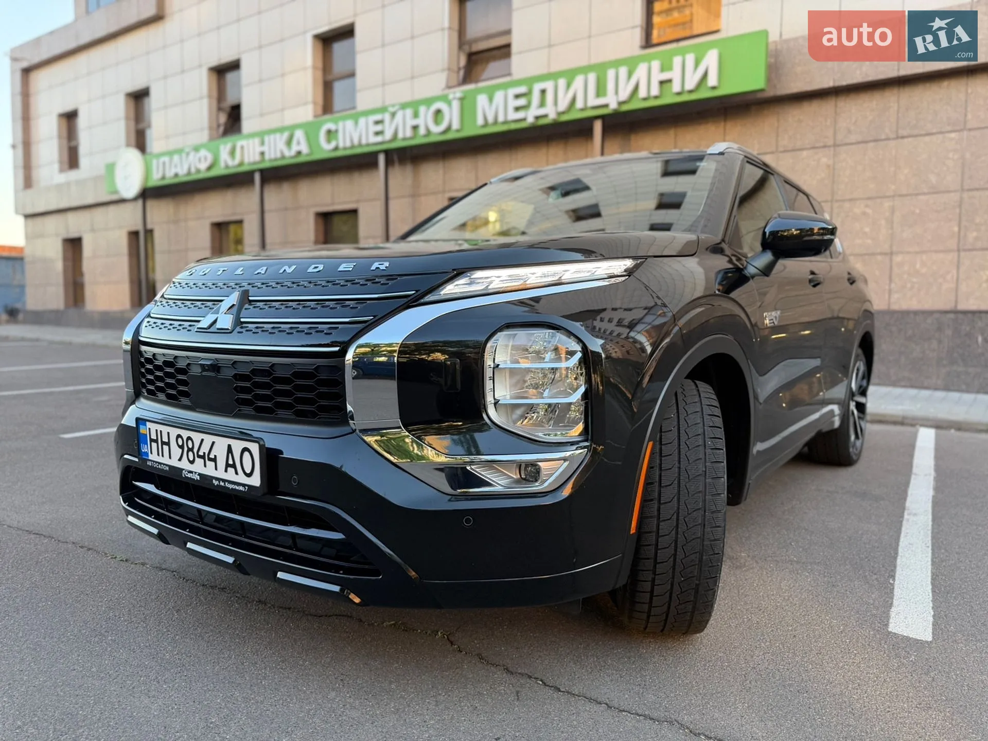 2024 Mitsubishi Outlander - мініатюра 2