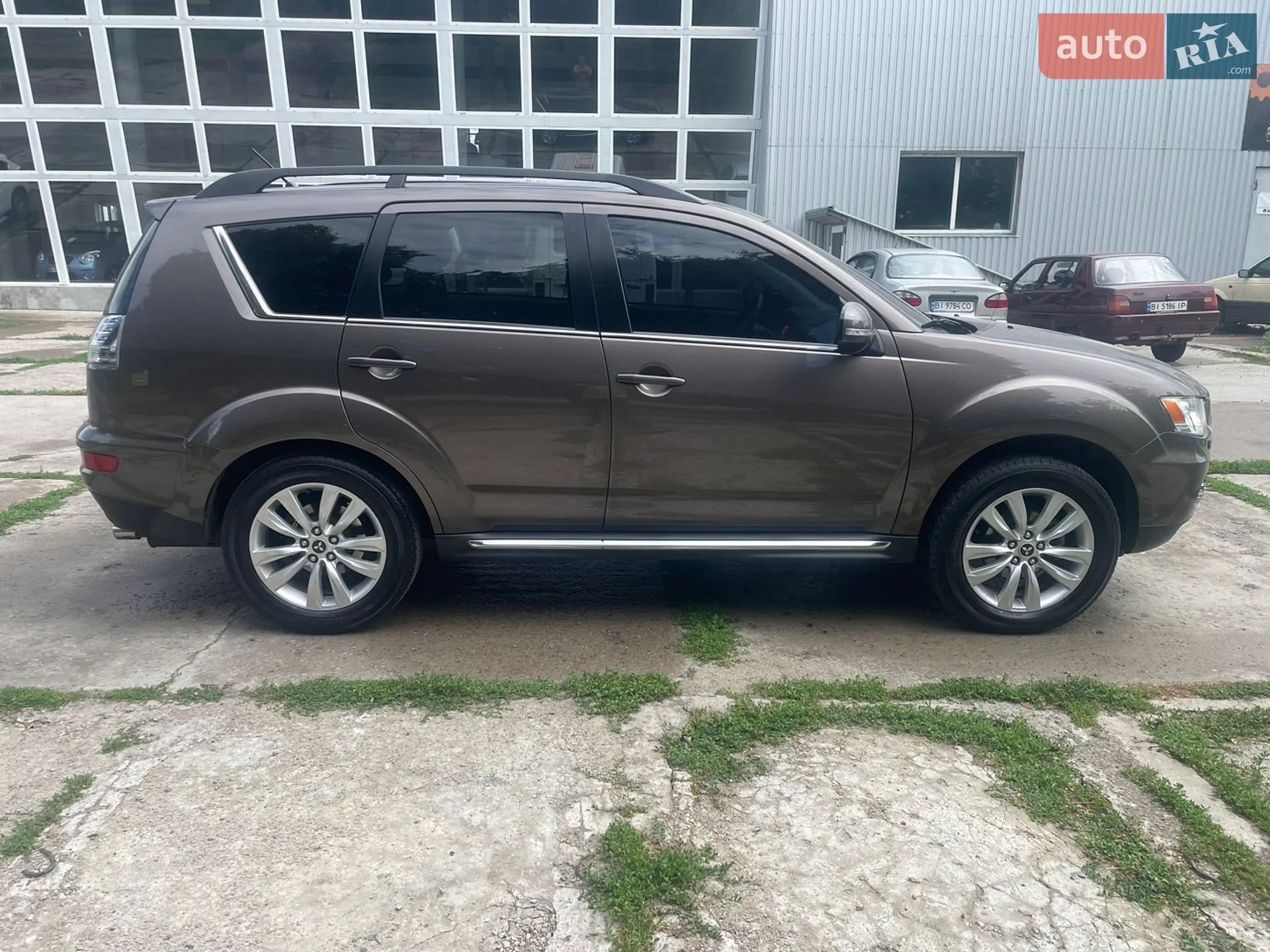 2012 Mitsubishi Outlander - мініатюра 8