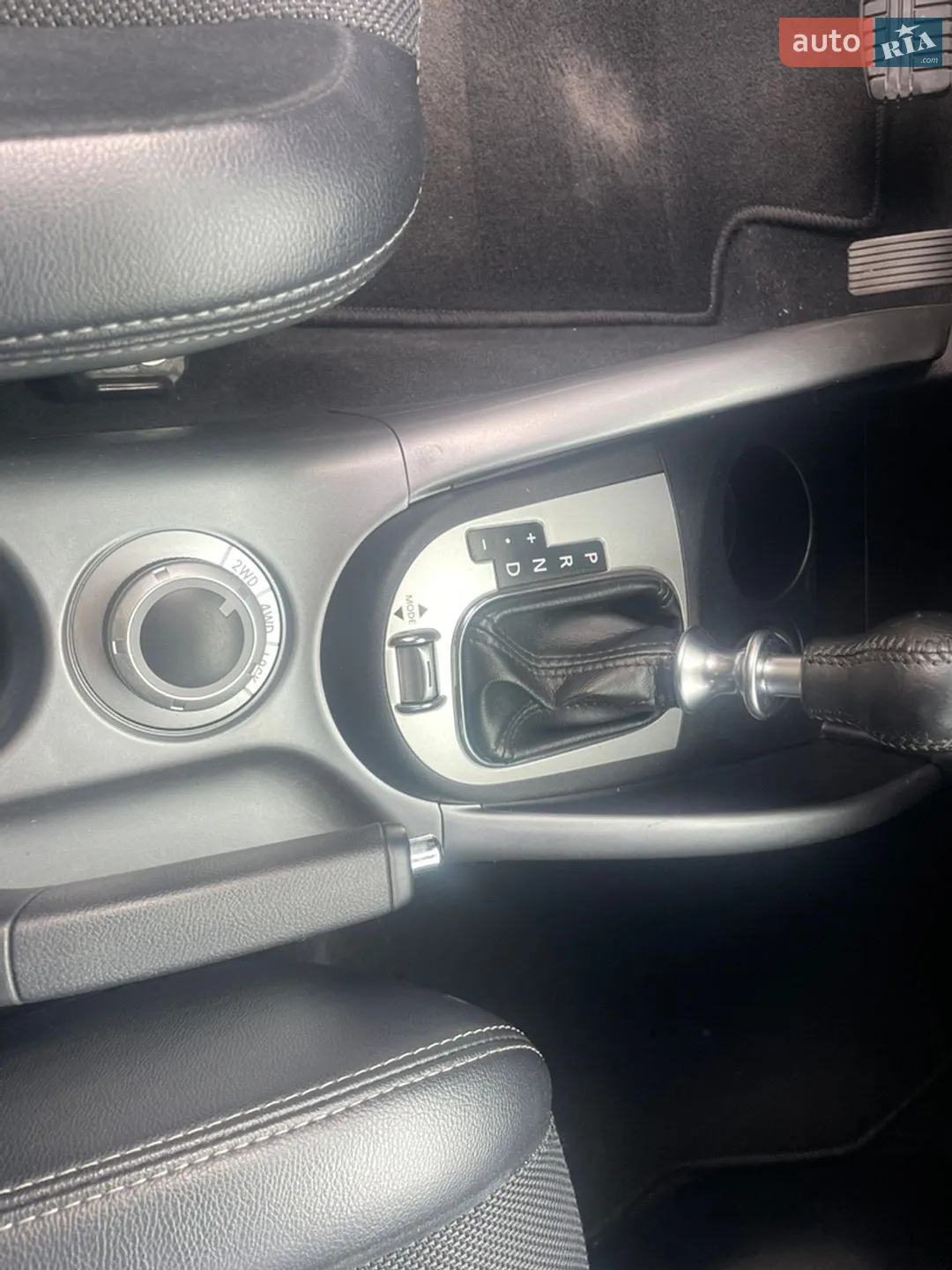 2012 Mitsubishi Outlander - мініатюра 31