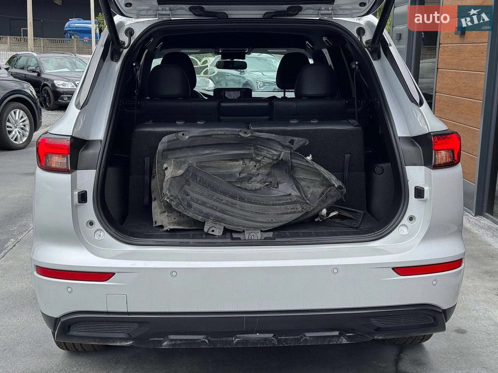 2022 Mitsubishi Outlander - мініатюра 25