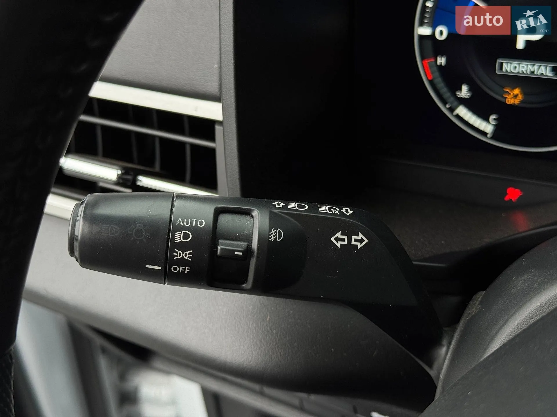 2022 Mitsubishi Outlander - мініатюра 45