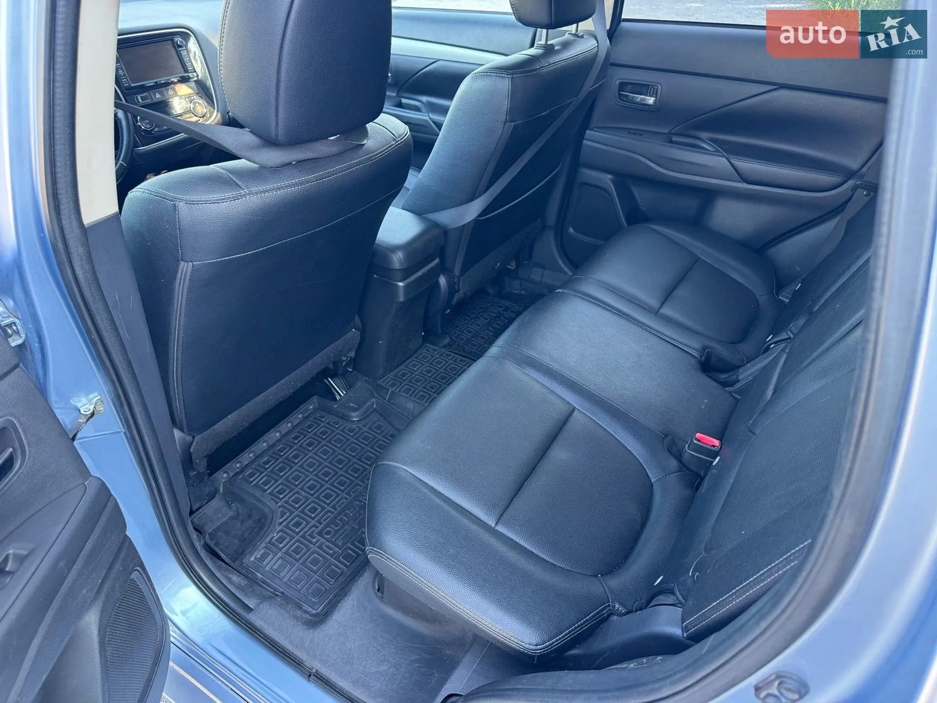 2014 Mitsubishi Outlander - мініатюра 17