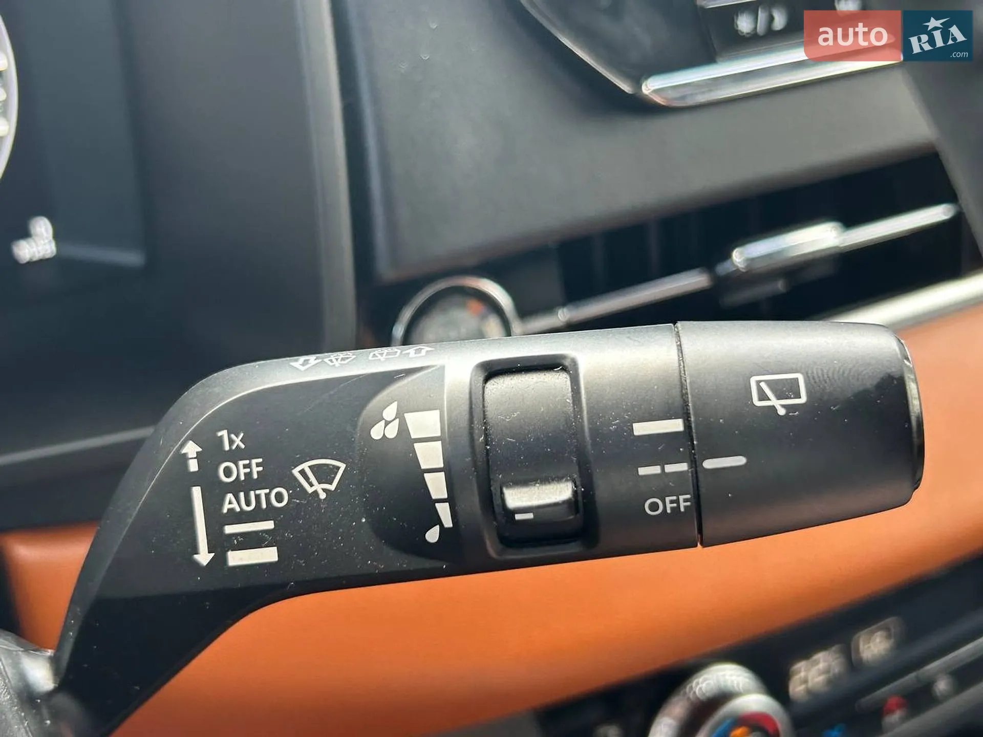 2021 Mitsubishi Outlander - мініатюра 24