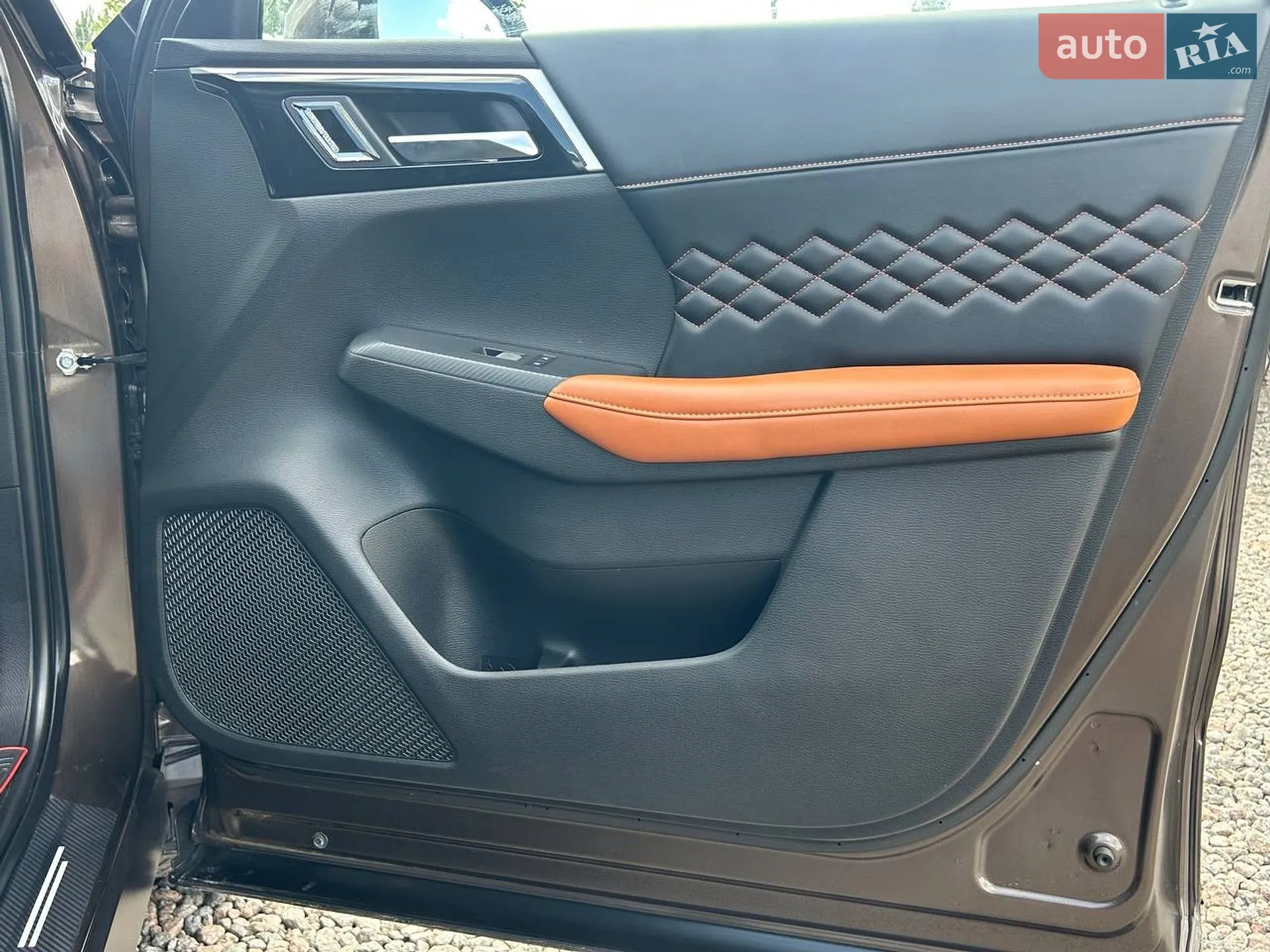 2021 Mitsubishi Outlander - мініатюра 38