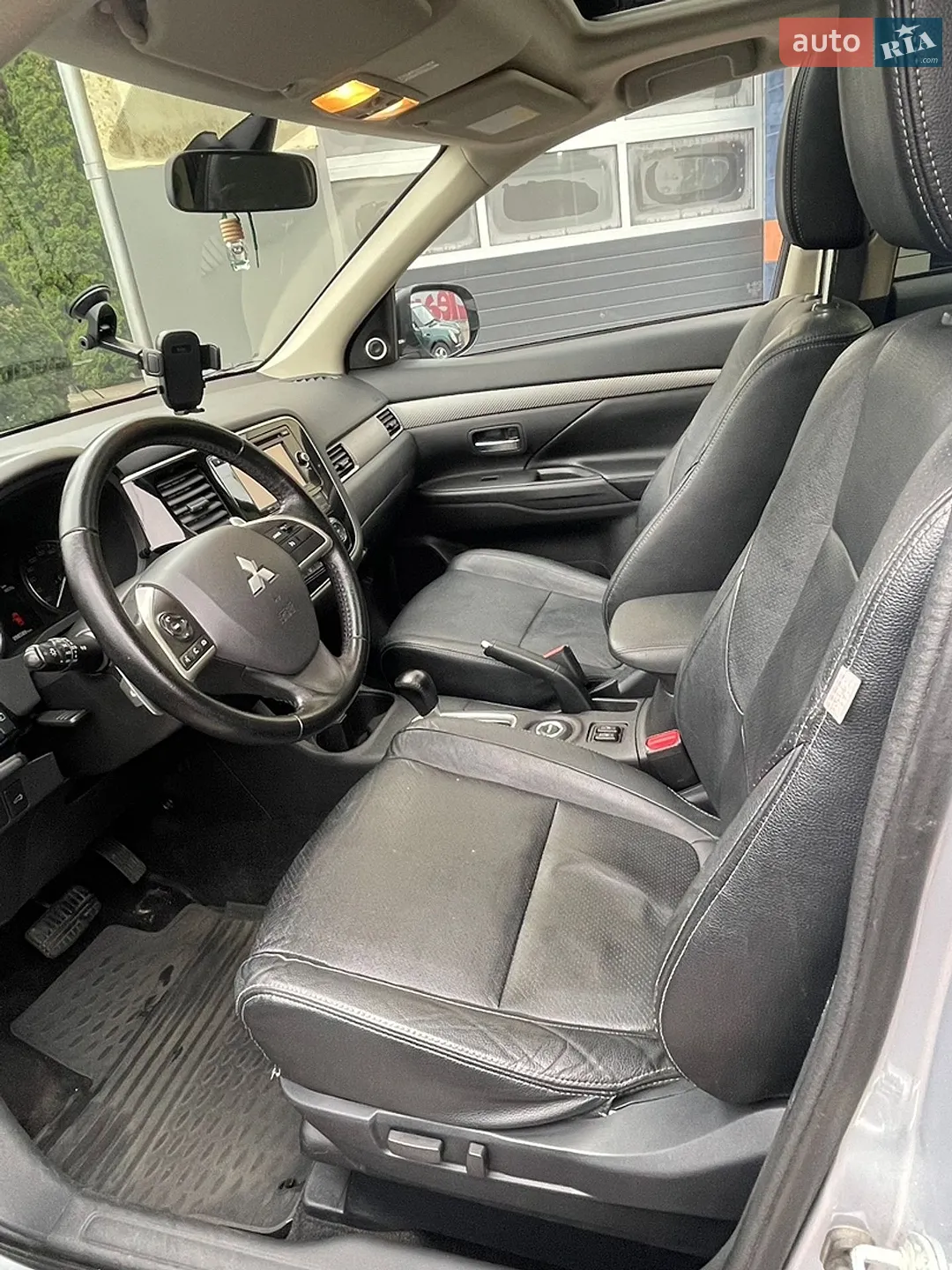 2012 Mitsubishi Outlander - мініатюра 14