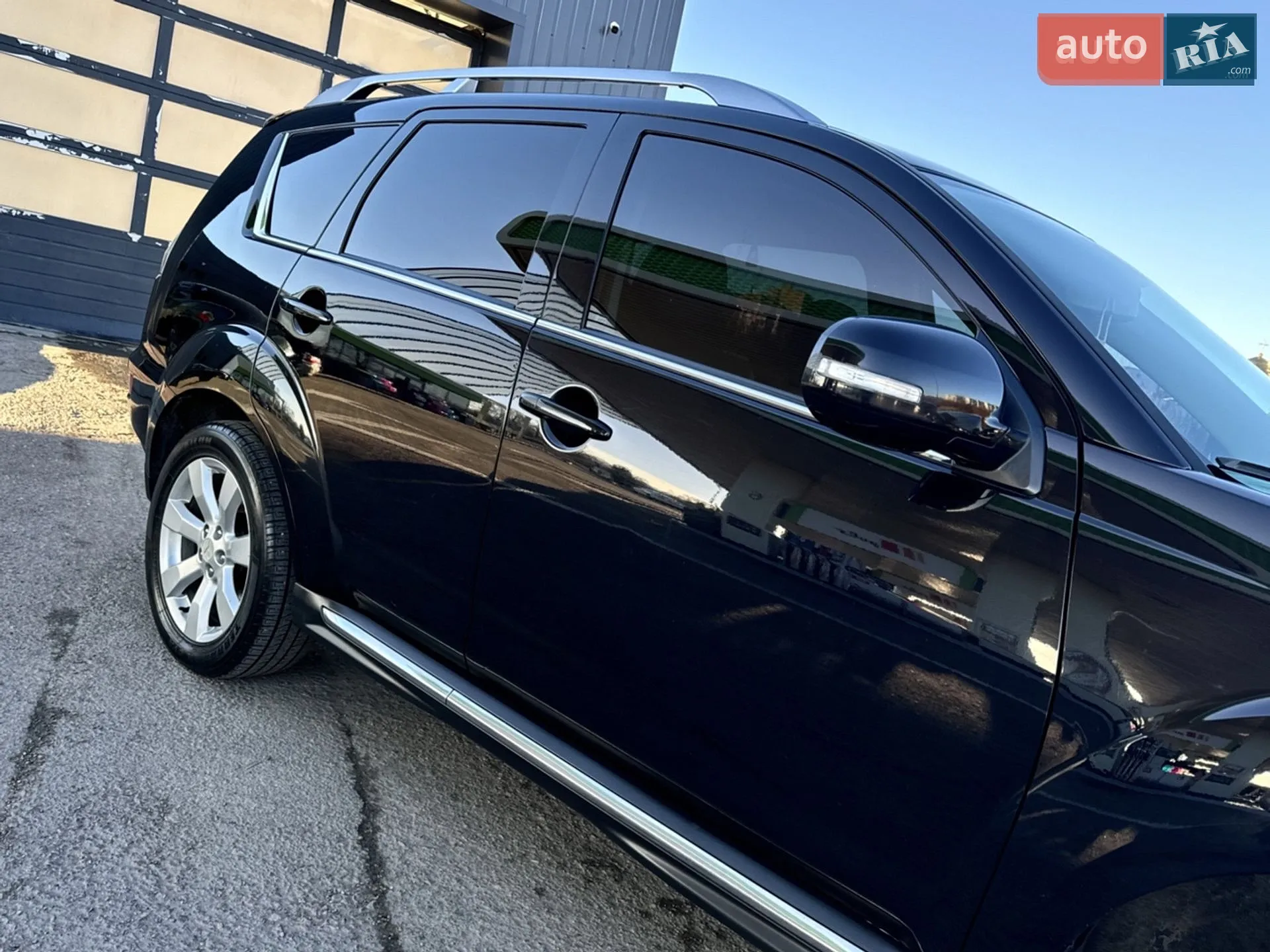 2010 Mitsubishi Outlander - мініатюра 5