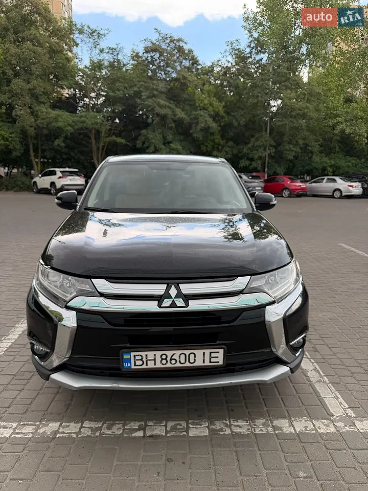 2016 Mitsubishi Outlander - мініатюра 15