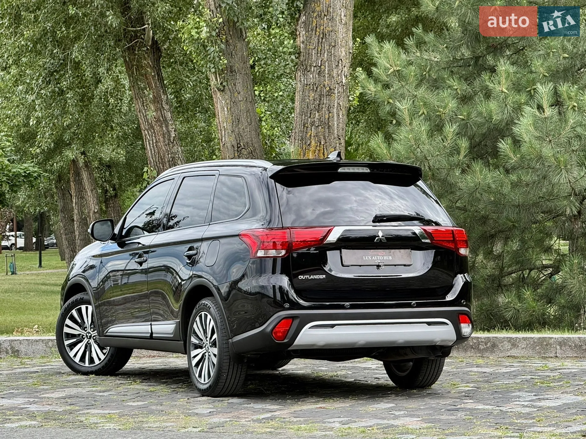 2021 Mitsubishi Outlander - мініатюра 13