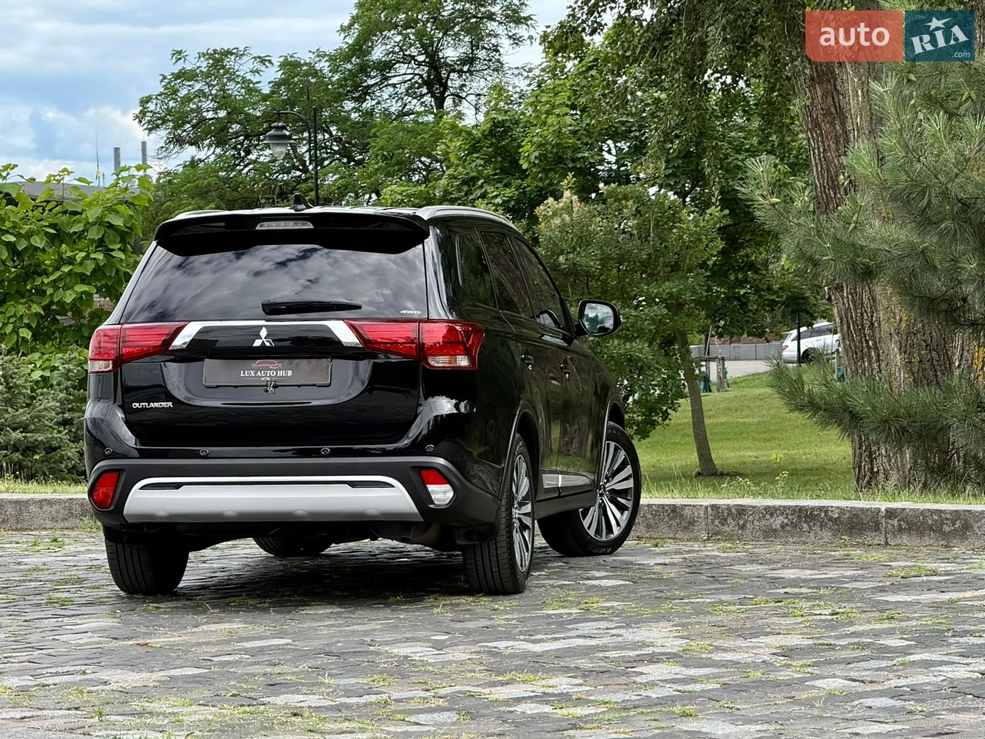 2021 Mitsubishi Outlander - мініатюра 17