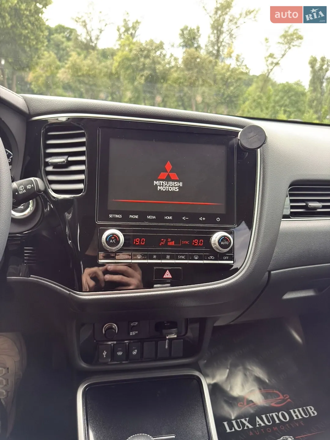 2021 Mitsubishi Outlander - мініатюра 136
