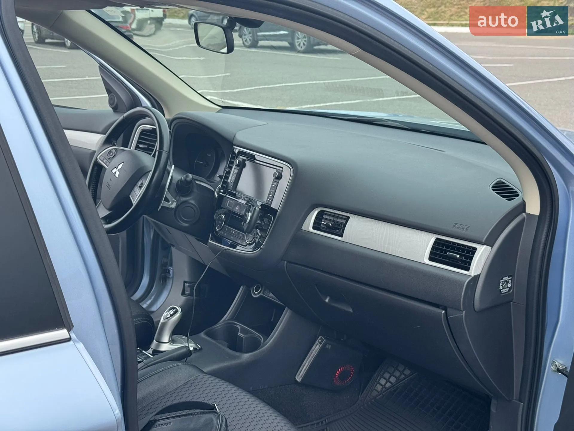 2014 Mitsubishi Outlander - мініатюра 8
