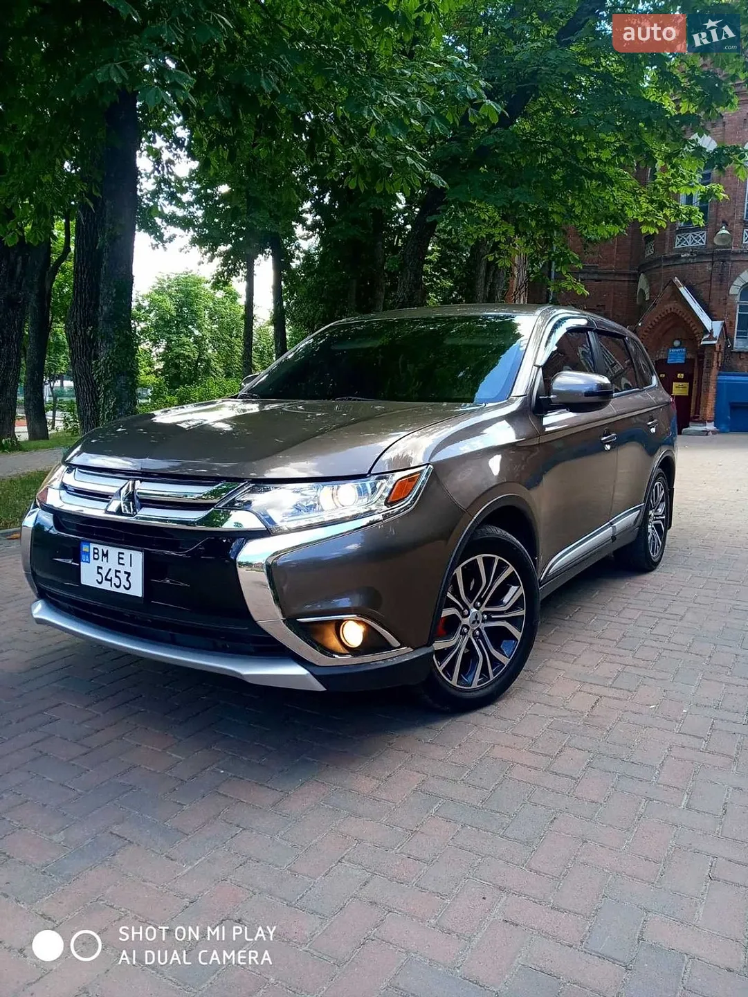 2015 Mitsubishi Outlander - мініатюра 2