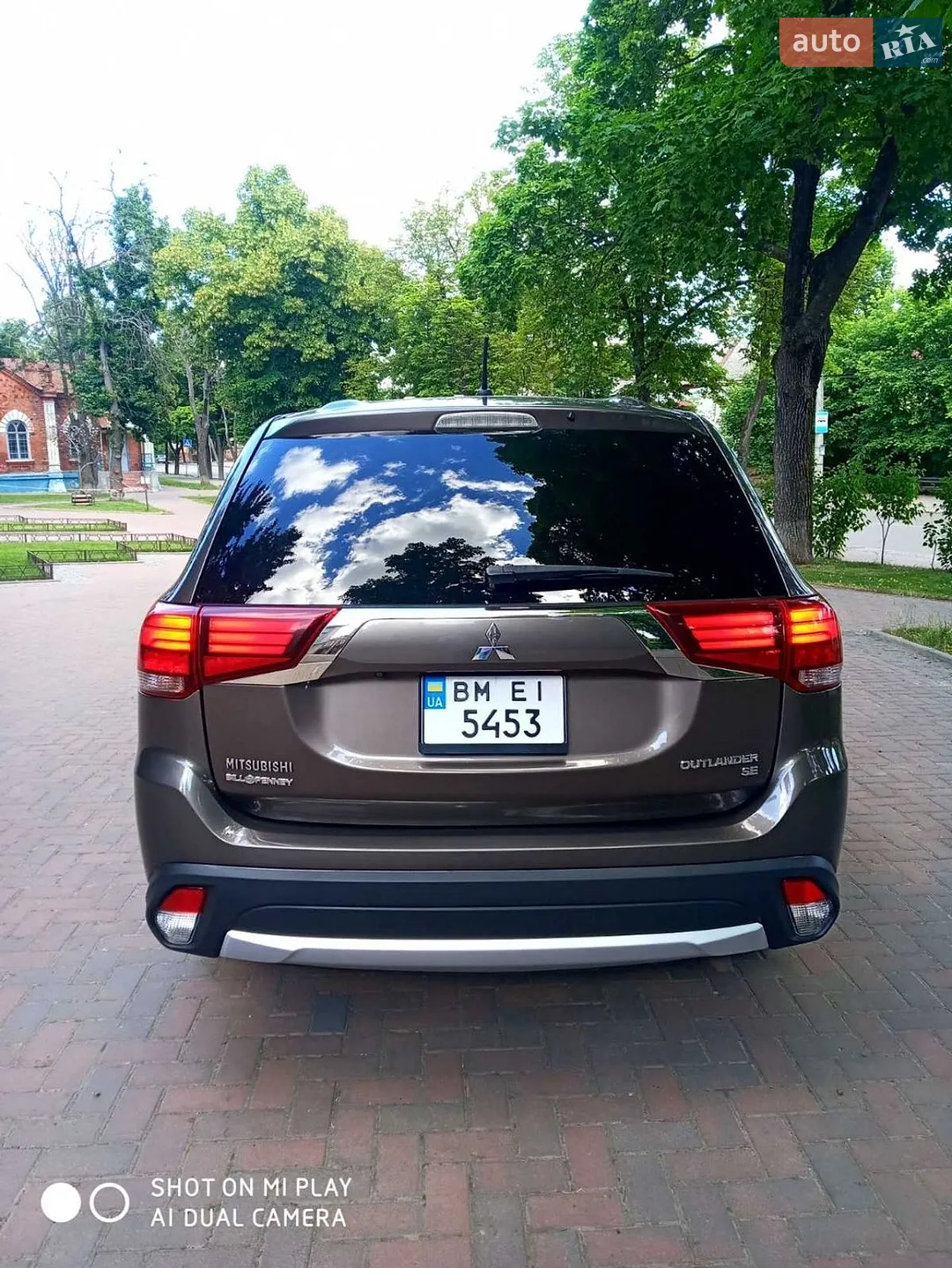 2015 Mitsubishi Outlander - мініатюра 10