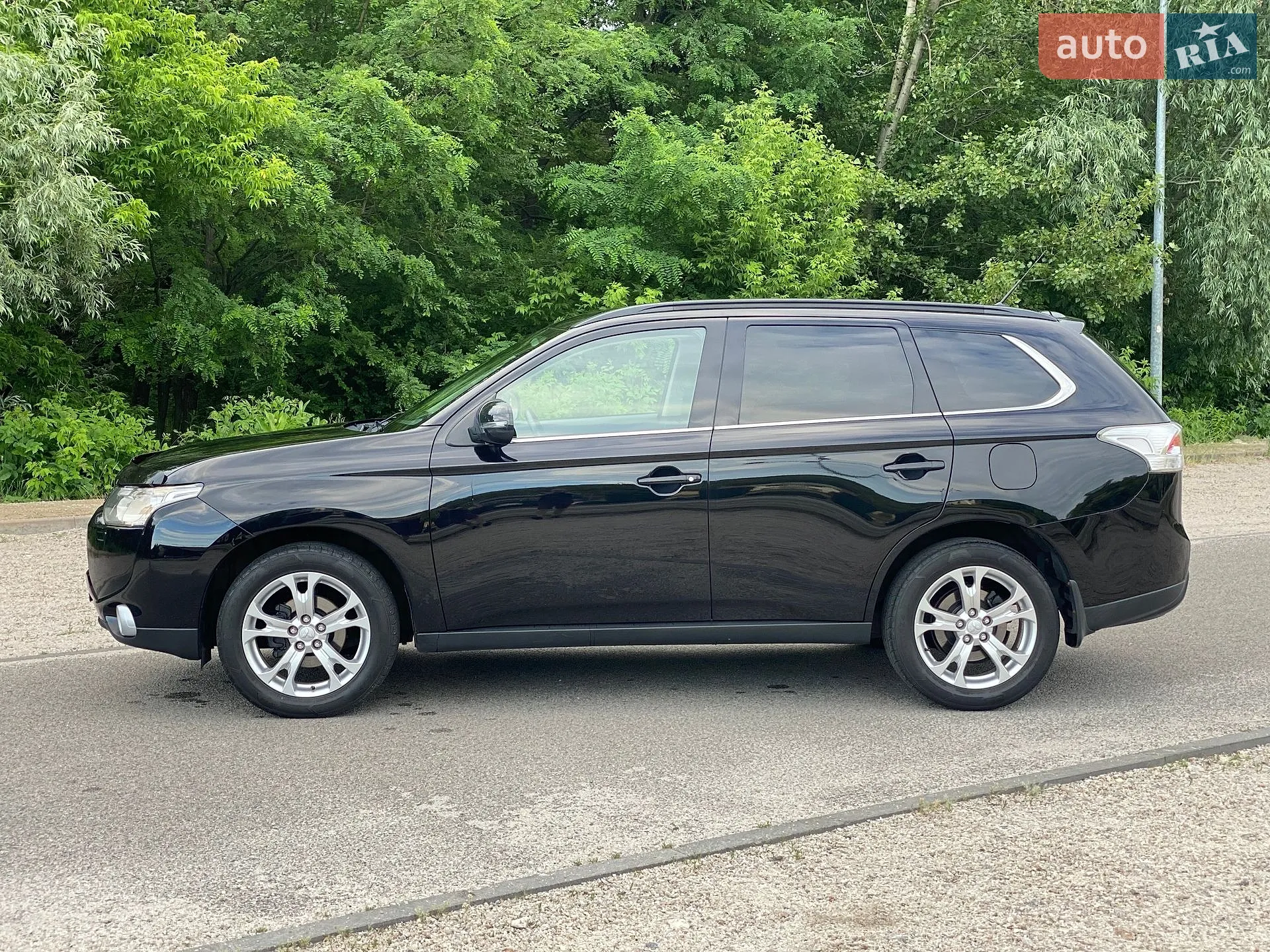 2013 Mitsubishi Outlander - мініатюра 8