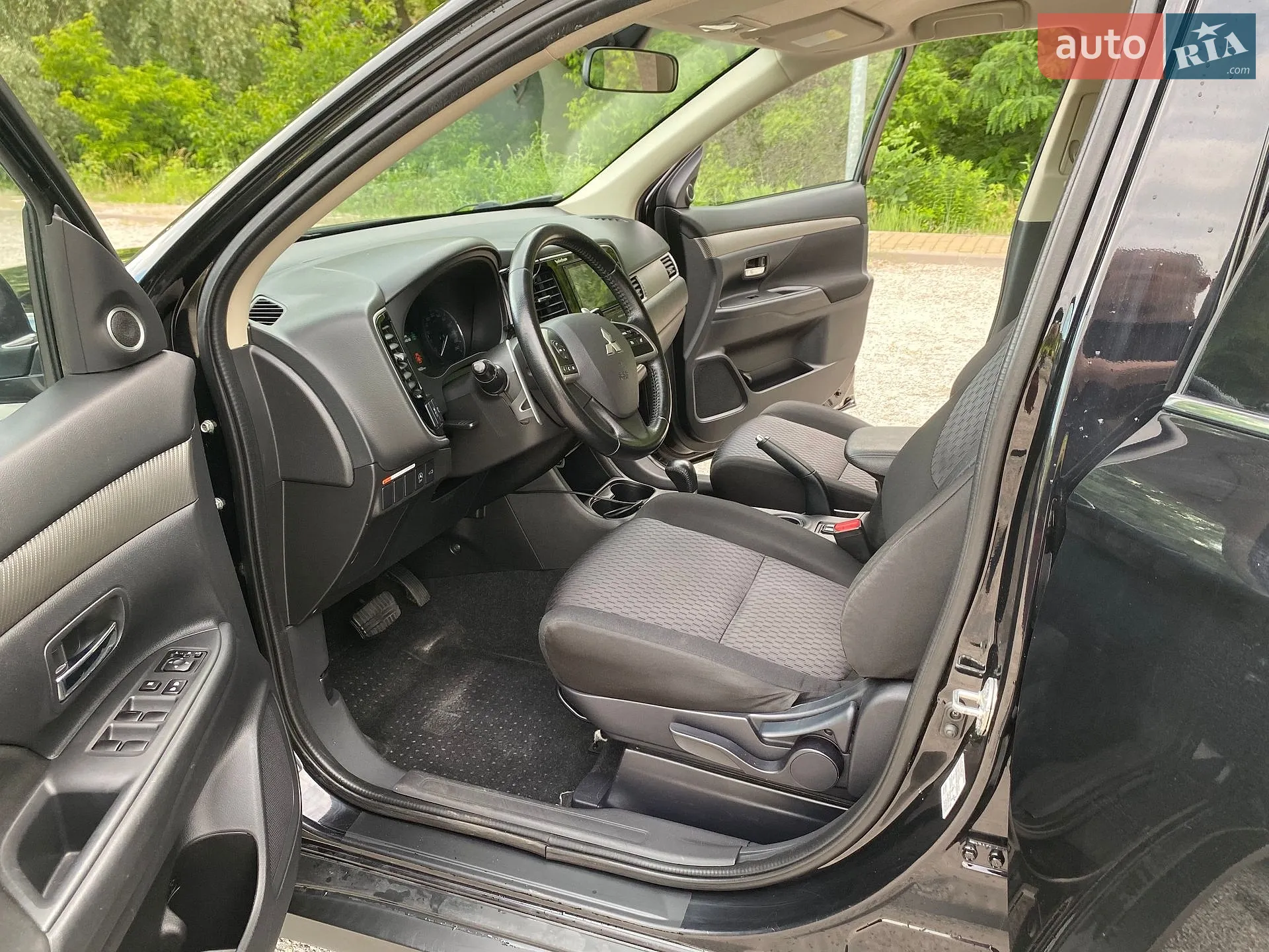 2013 Mitsubishi Outlander - мініатюра 21