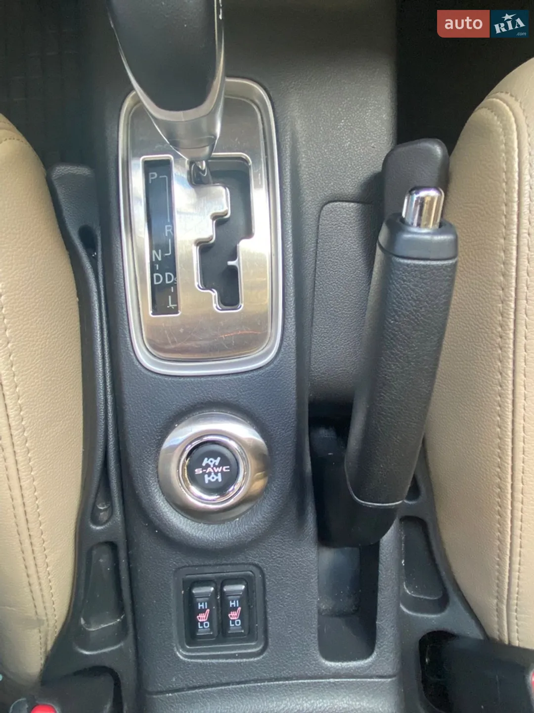 2016 Mitsubishi Outlander - мініатюра 13