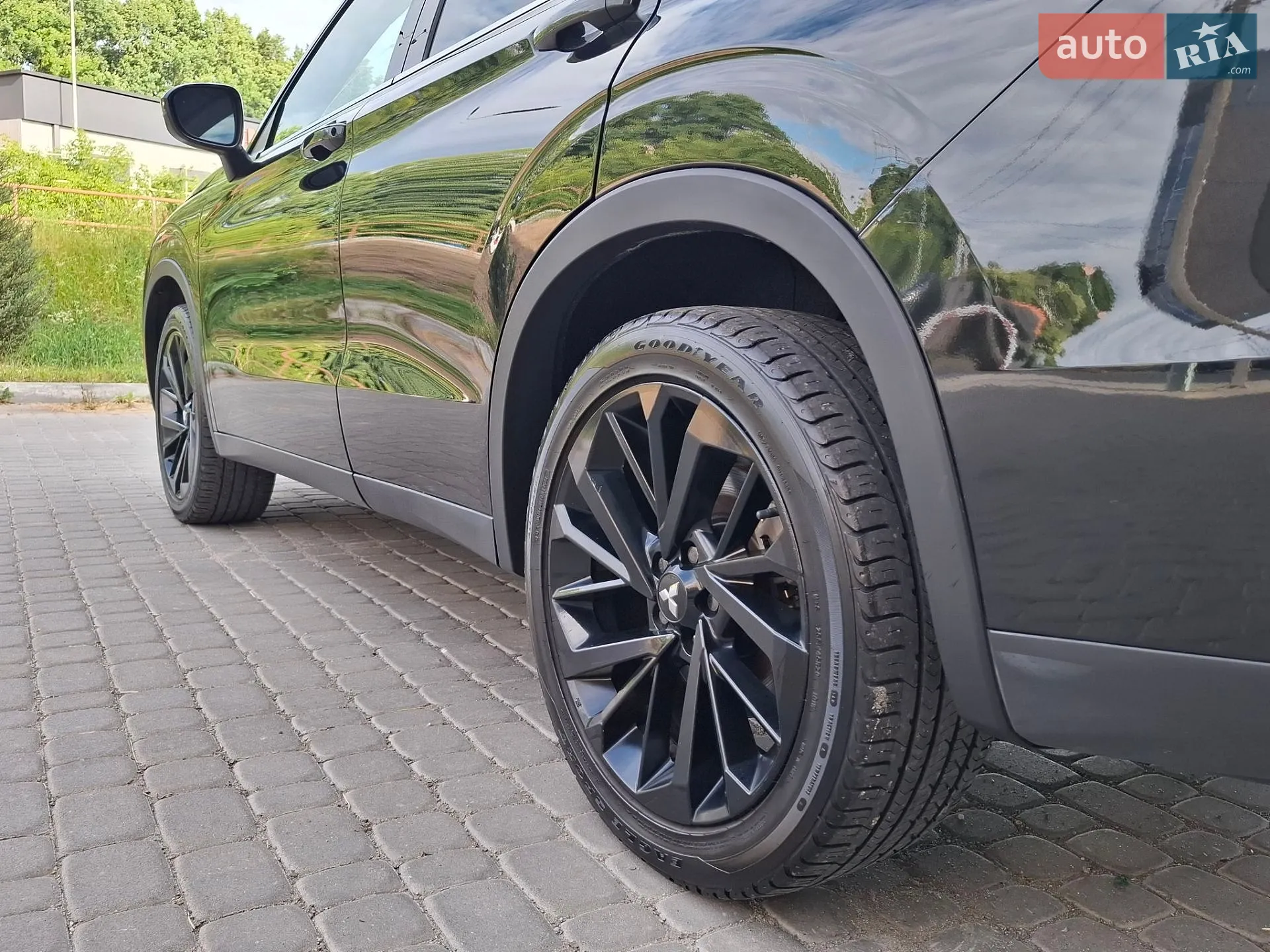 2022 Mitsubishi Outlander - мініатюра 19