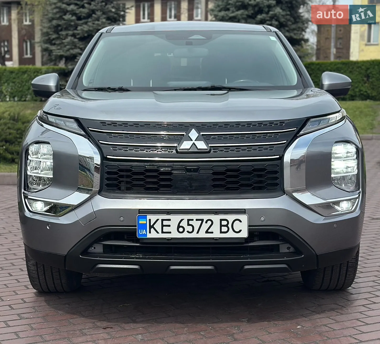 2021 Mitsubishi Outlander - мініатюра 3