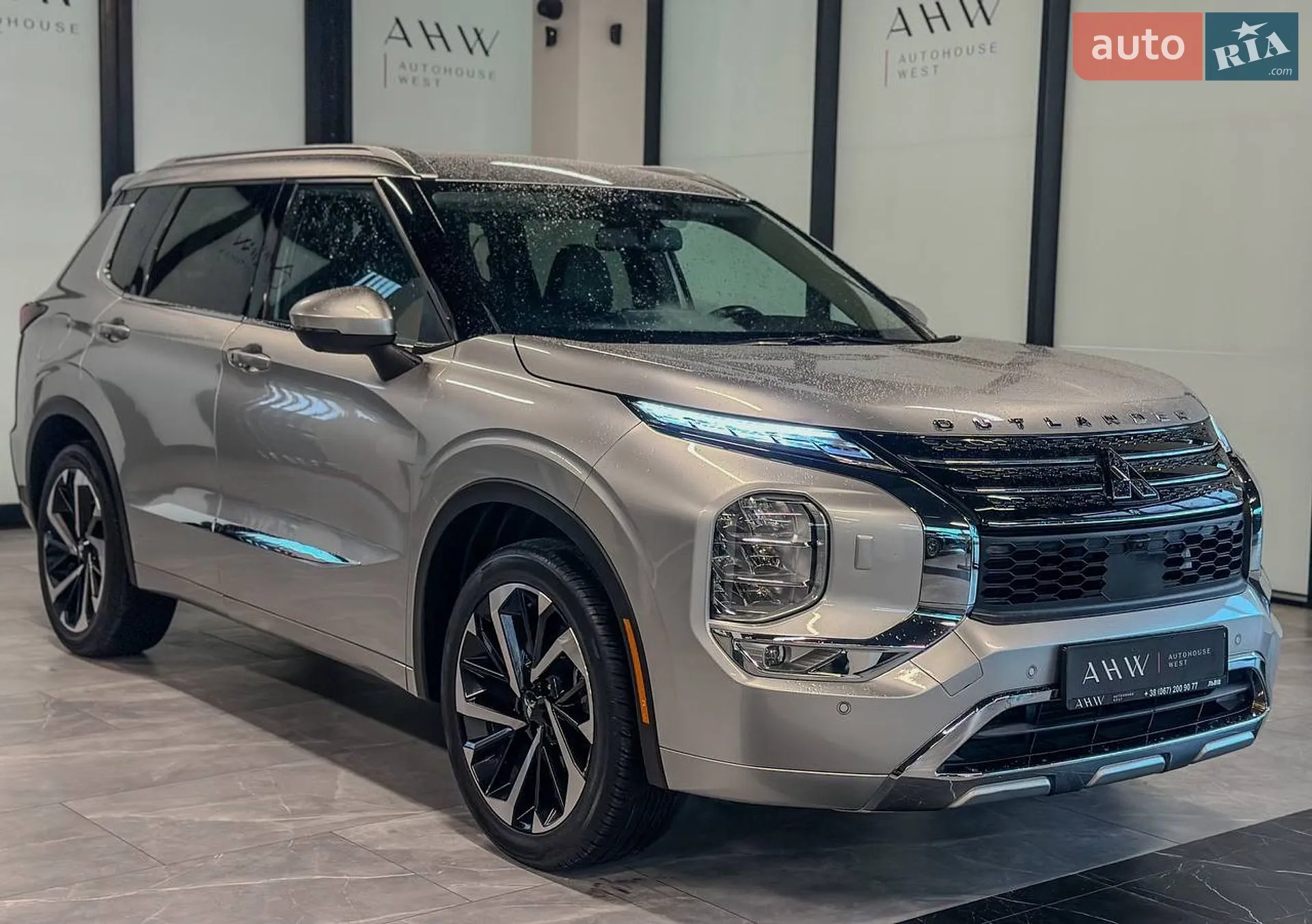 2021 Mitsubishi Outlander - мініатюра 6