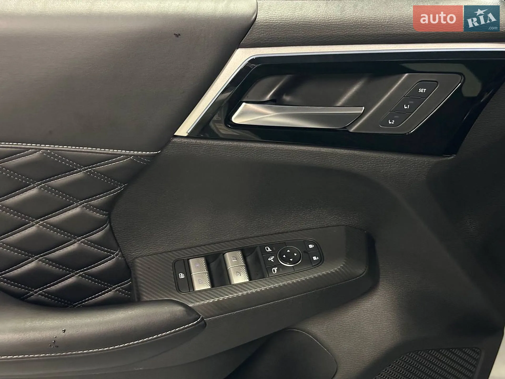 2021 Mitsubishi Outlander - мініатюра 19