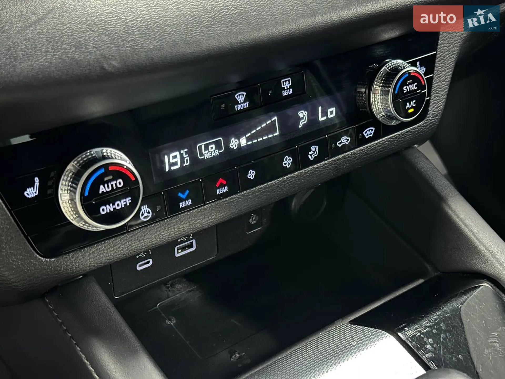 2021 Mitsubishi Outlander - мініатюра 22