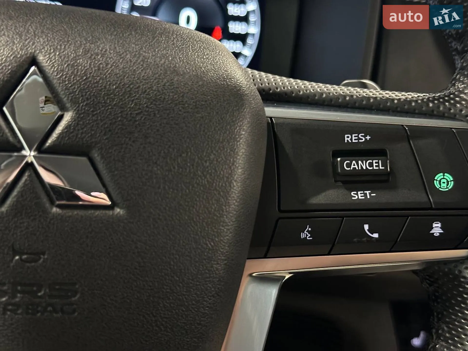 2021 Mitsubishi Outlander - мініатюра 26