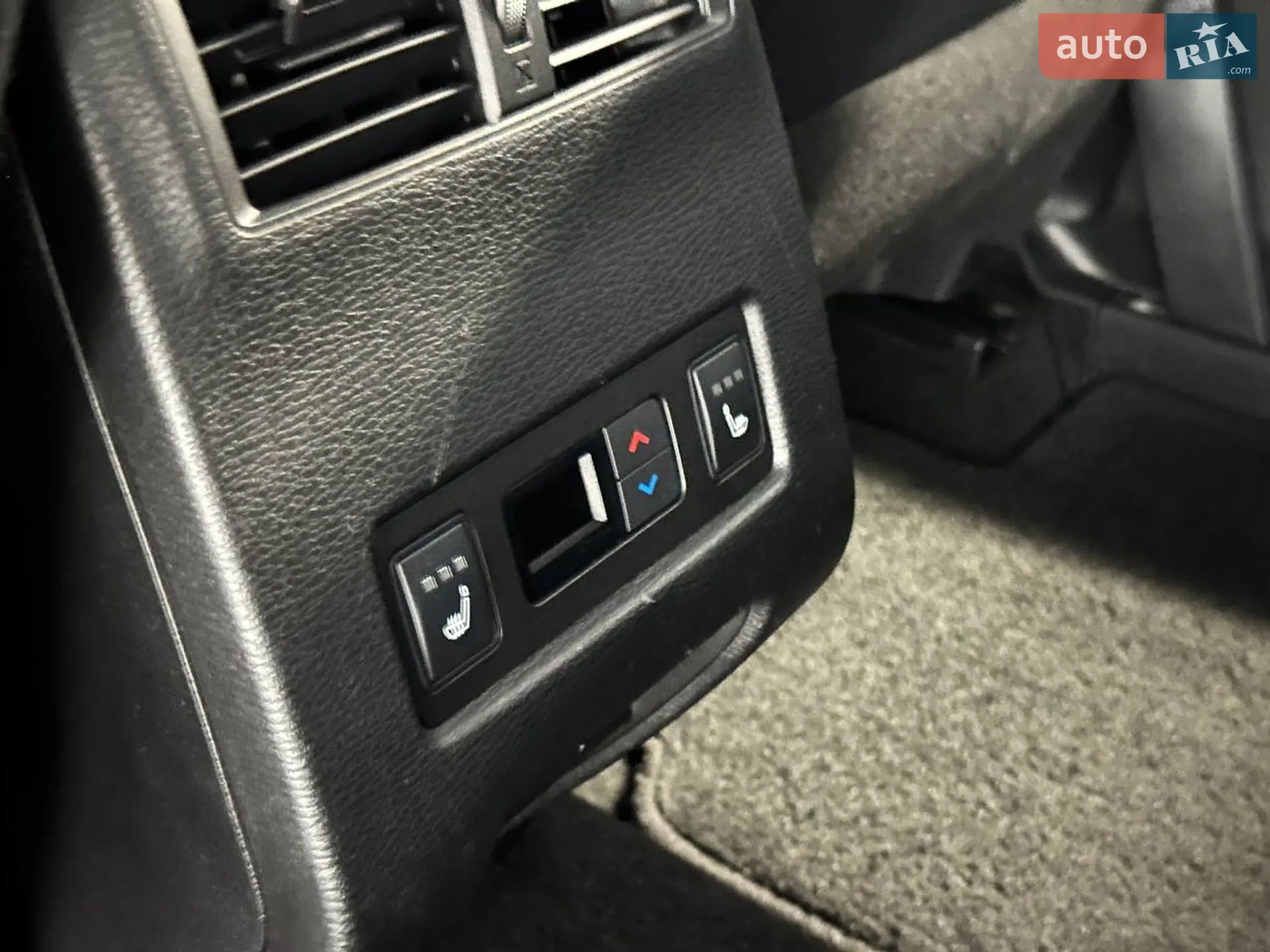 2021 Mitsubishi Outlander - мініатюра 34